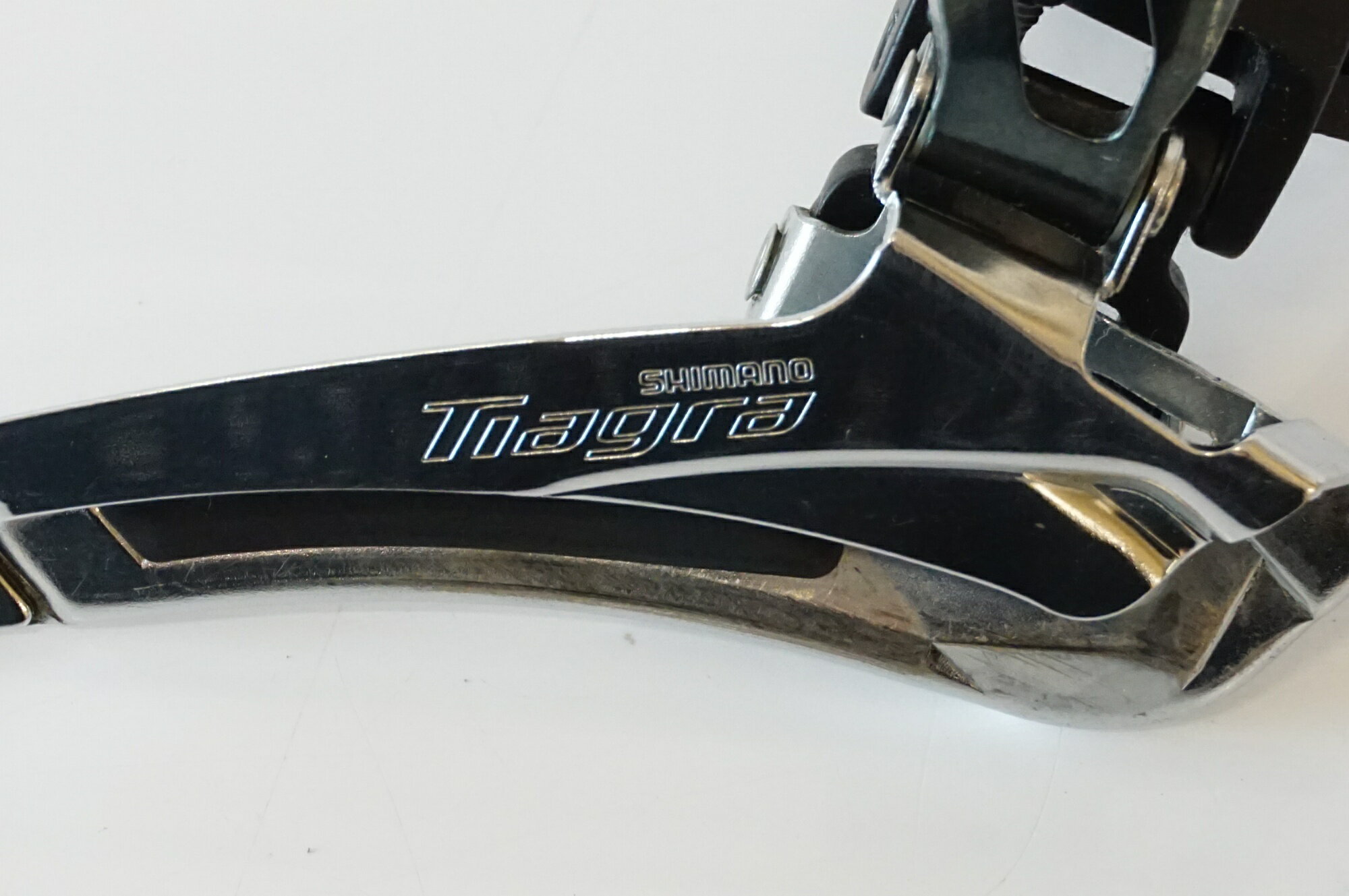 【中古】 SHIMANO 「シマノ」 TIAGRA FD-4700 バンド式 フロントディレイラー / バ...