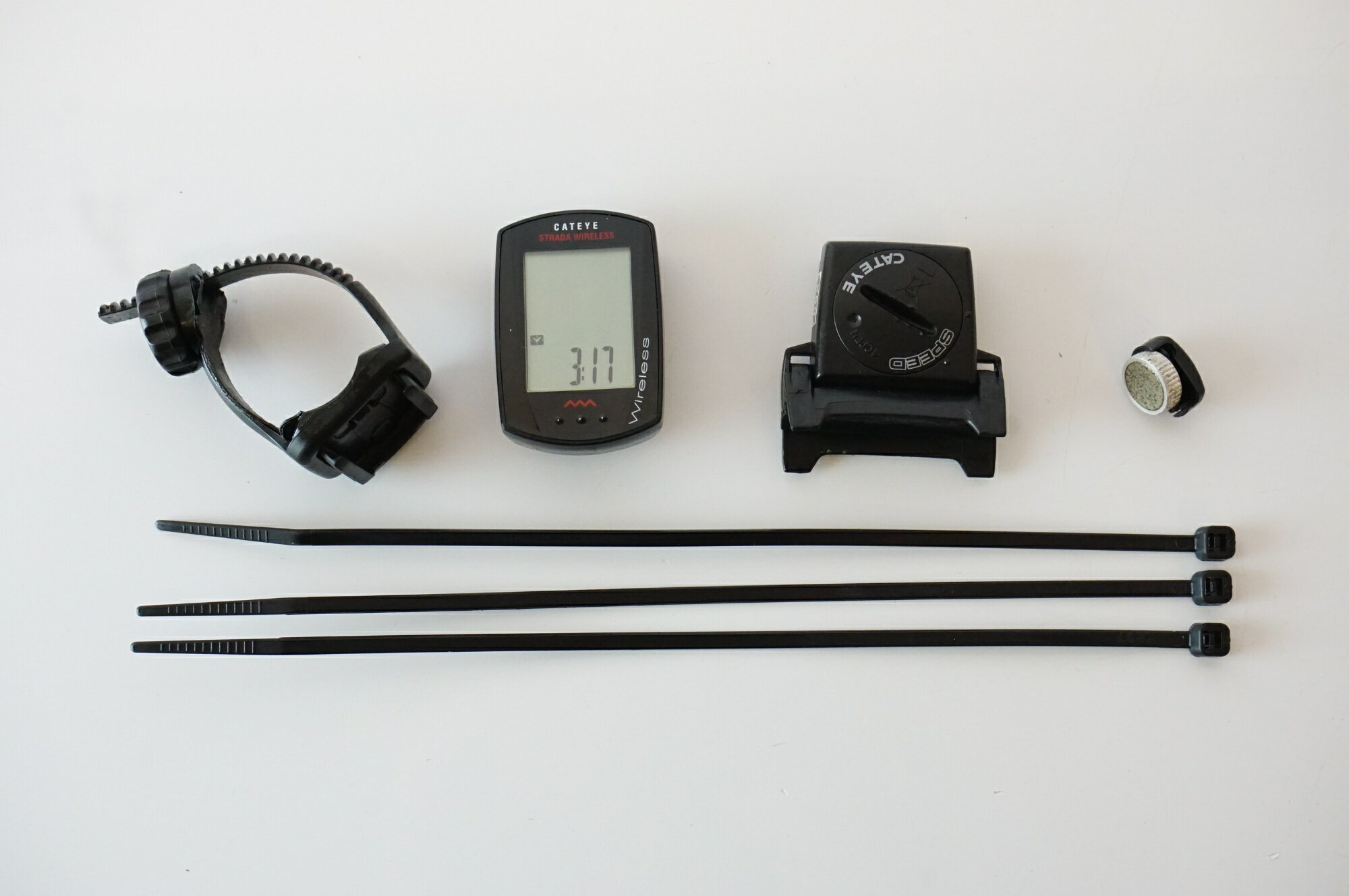 【中古】 CATEYE 「キャットアイ」 STRADA WIRELESS CC-RD300W サイクルコンピュー...