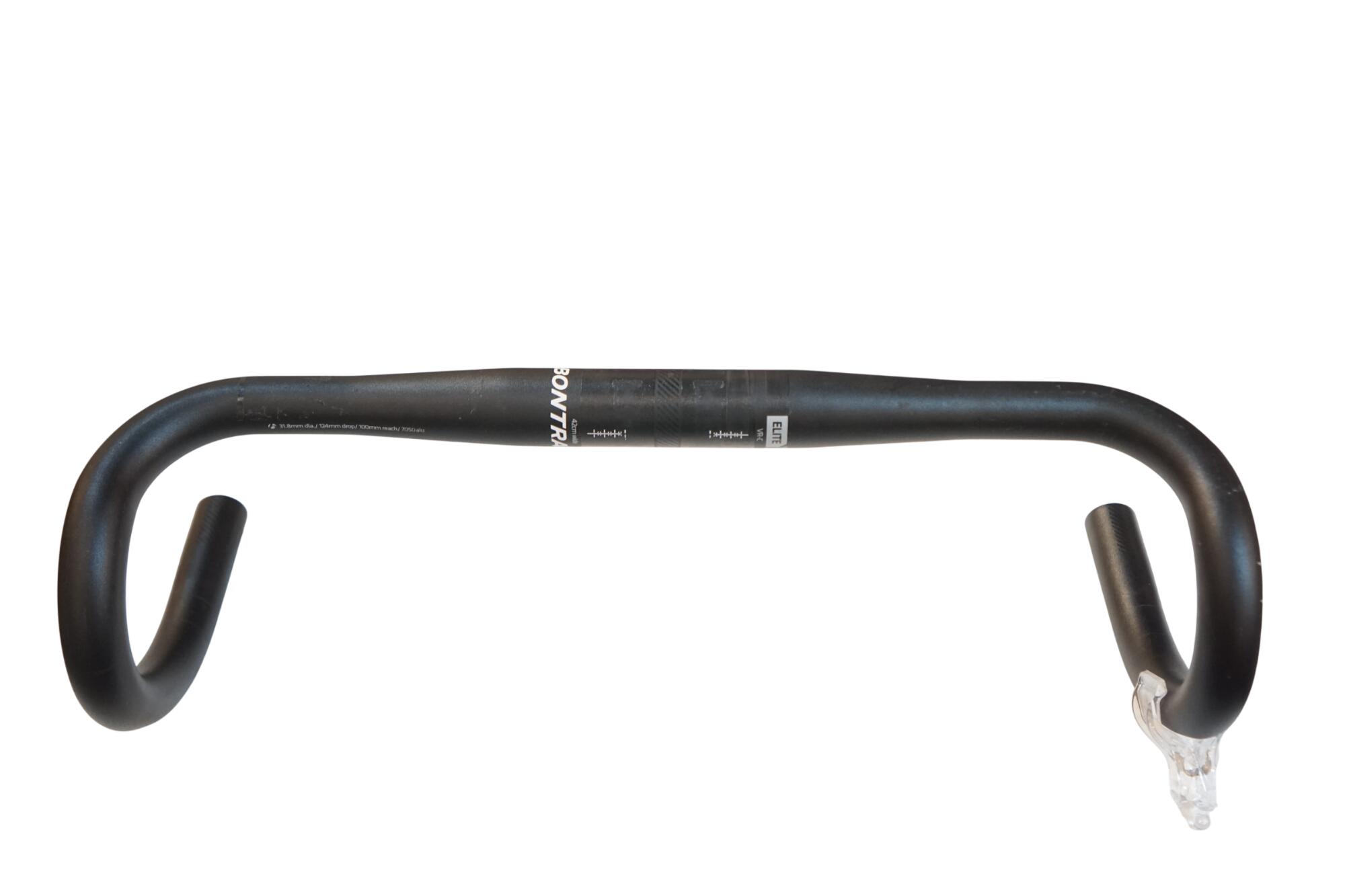 ■詳細・ハンドル幅(C-C)：420mm・ハンドルクランプ径：31.8mm■状態・使用に伴う小キズ、ヨゴレ等がございます。【付属品】※画像に掲載している物で全てでございます。※商品の一部でも画像に無いものは欠品となり、返品返金は致しかねます為ご注意ください。　 ■注意事項【在庫について】 在庫管理は細心の注意を払い行なっておりますが、システムの都合により在庫有と表記の商品につきましても、実在庫の反映との時間差により在庫が無い場合がございます。弊社はそれに伴う全てにおいて一切の責任は負いかねます事、何卒ご了承くださいませ。ご注文頂きました商品のご用意が出来かねました場合は、お電話とメールにてキャンセルご承諾お願いのご連絡をさせて頂きます。【掲載画像について】撮影方法やお客様の閲覧環境により、実際の商品とは違った色の見え方となる場合がございます。上記理由による返品、変更、キャンセルは一切お受け致しかねますまたシステム等の不備により、商品ページに別商品が含まれている、別カラー・仕様が掲載されている、商品情報に誤表記がある場合がございますご不明点がございましたら必ずご注文前にお問い合わせくださいませ。