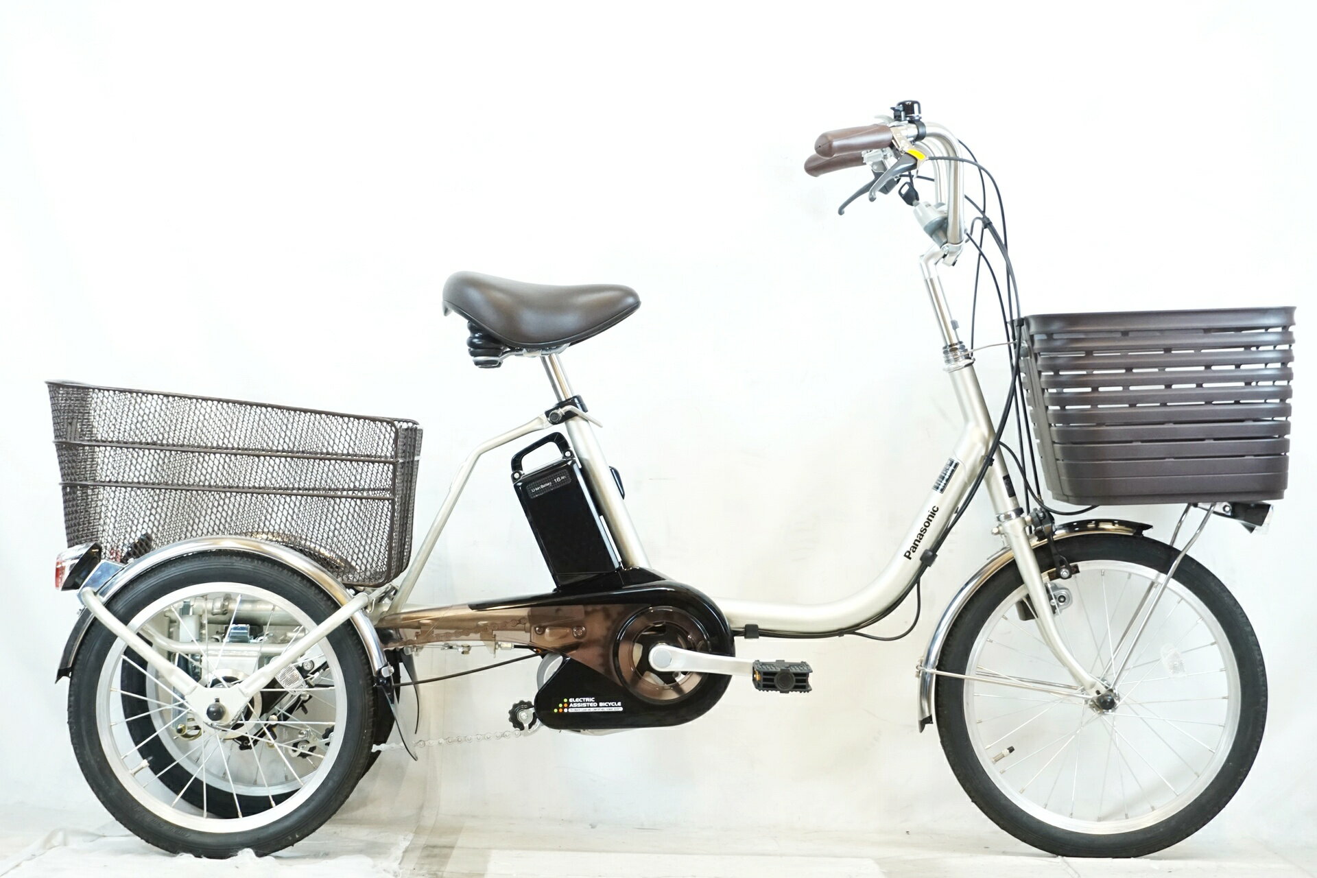 【中古】 PANASONIC 「パナソニック」 ビビライフ BE-ELR835T 2023年モデル 電動ア...