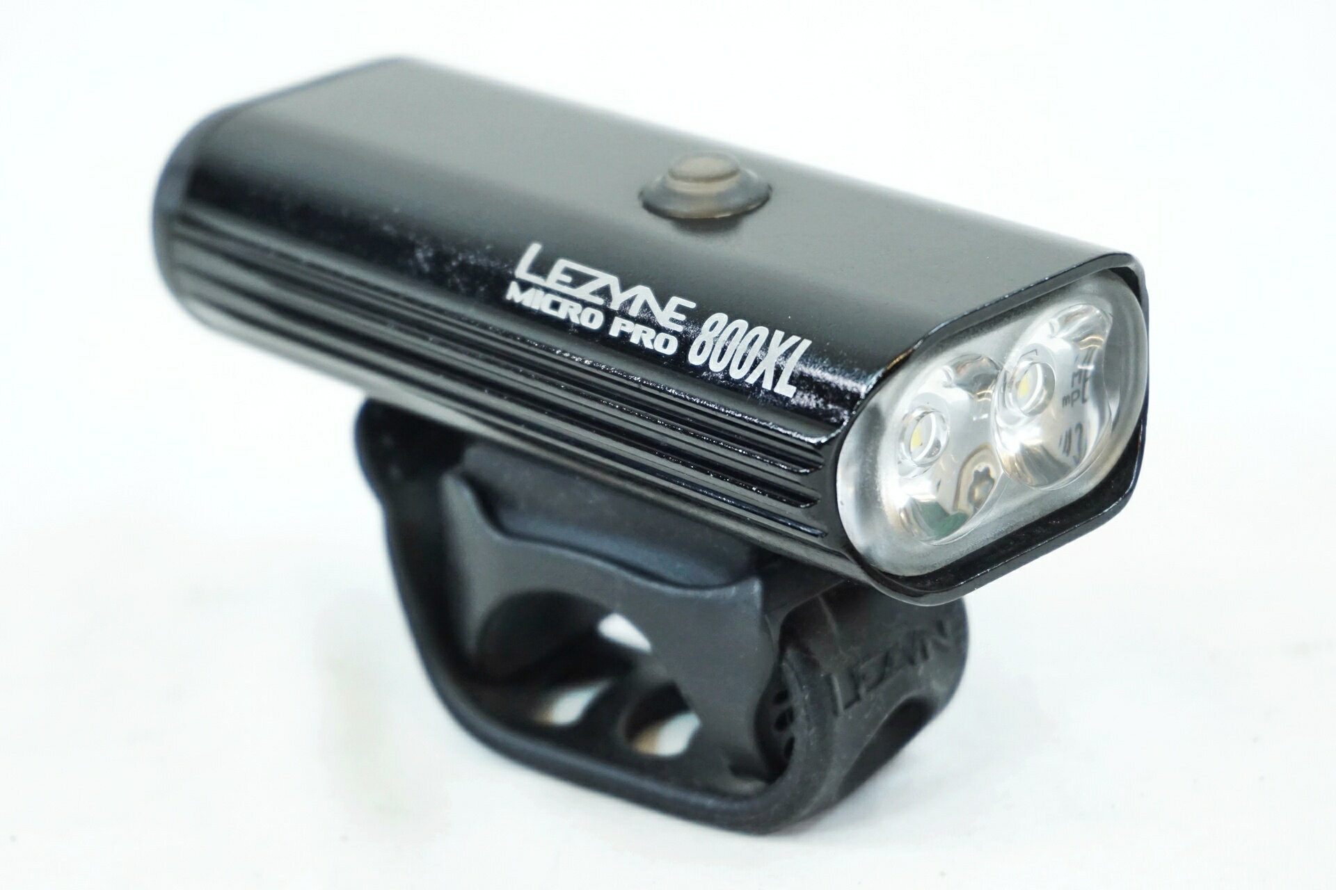  LEZYNE 「レザイン」 MICRO PRO 800XL フロントライト / バイチャリ有明ガーデン店