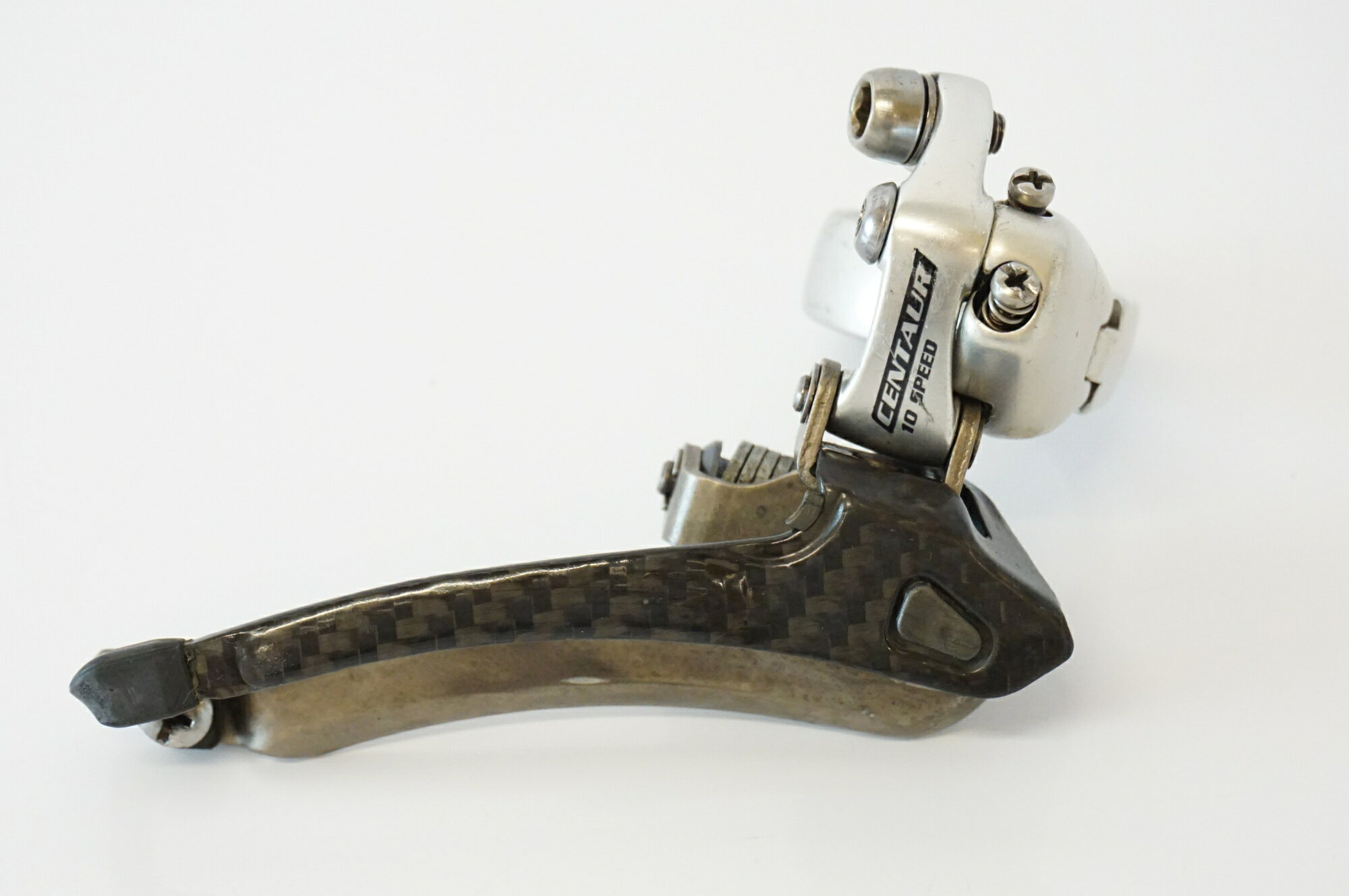 ■商品情報 φ35 ■状態 ・使用に伴う小キズ、ヨゴレがございます。 ・掲載画像以外にも細かい傷や多少の汚れがございます。 【付属品】 ※画像に掲載している物で全てでございます。 ※画像にないものは欠品となりますためご注意ください。 ■注意事項【在庫について】 在庫管理は細心の注意を払い行なっておりますが、システムの都合により在庫有と表記の商品につきましても、実在庫の反映との時間差により在庫が無い場合がございます。弊社はそれに伴う全てにおいて一切の責任は負いかねます事、何卒ご了承くださいませ。ご注文頂きました商品のご用意が出来かねました場合は、お電話とメールにてキャンセルご承諾お願いのご連絡をさせて頂きます。【掲載画像について】撮影方法やお客様の閲覧環境により、実際の商品とは違った色の見え方となる場合がございます。上記理由による返品、変更、キャンセルは一切お受け致しかねますまたシステム等の不備により、商品ページに別商品が含まれている、別カラー・仕様が掲載されている、商品情報に誤表記がある場合がございますご不明点がございましたら必ずご注文前にお問い合わせくださいませ。