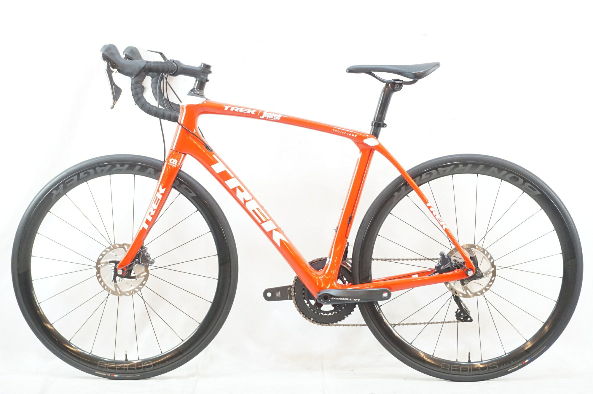 buychariの【中古】 TREK 「トレック」 DOMANE SLR 6 DISC 2018年モデル ロードバイク / バイチャリ浦和ベース｜アングル2