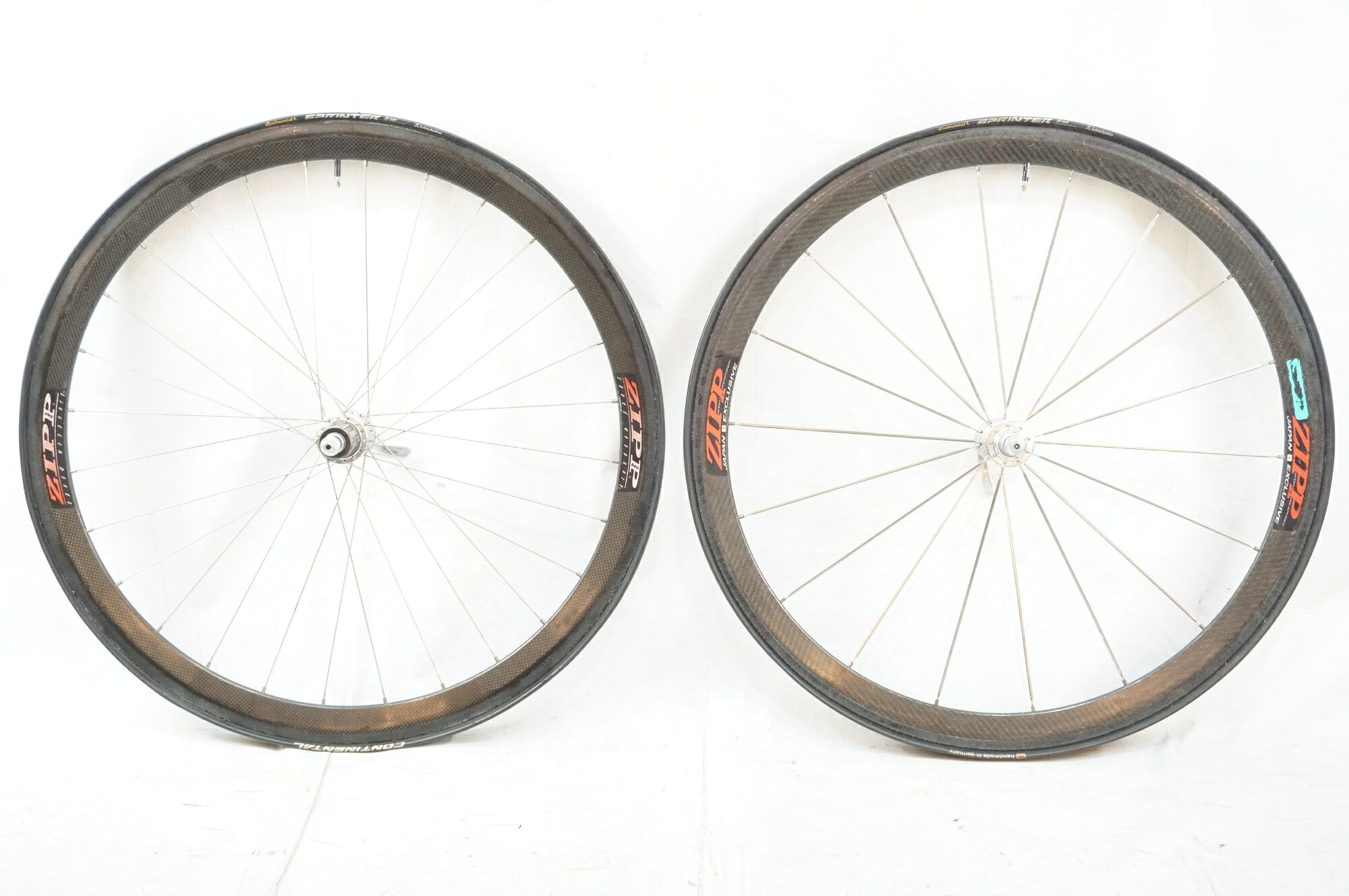 ■商品情報 サイズ：700C リムタイプ：チューブラー フリータイプ：SHIMANO 8-10S ブレーキタイプ：リムブレーキ 重量F：約1100g（写真の状態での実測値） 重量R：約1250g（写真の状態での実測値） エンド幅：F100/R130mm ■状態 使用に伴うキズやヨゴレ等の使用感がございます。 タイヤはリム保護のための緩衝材として装着しております。また、タイヤは消耗品の為保障はございません。 タイヤと接着面が劣化しているため、交換してご使用下さい。 そのままの状態で使用し発生した事故や故障は保証いたしかねます。予めご了承ください。 ■付属品 掲載している画像の物が全てになります。 ※掲載されていない物は欠品となります。 　また、欠品している物は取り寄せなど出来かねる為予めご了承ください。 ■注意事項【在庫について】 在庫管理は細心の注意を払い行なっておりますが、システムの都合により在庫有と表記の商品につきましても、実在庫の反映との時間差により在庫が無い場合がございます。弊社はそれに伴う全てにおいて一切の責任は負いかねます事、何卒ご了承くださいませ。ご注文頂きました商品のご用意が出来かねました場合は、お電話とメールにてキャンセルご承諾お願いのご連絡をさせて頂きます。【掲載画像について】撮影方法やお客様の閲覧環境により、実際の商品とは違った色の見え方となる場合がございます。上記理由による返品、変更、キャンセルは一切お受け致しかねますまたシステム等の不備により、商品ページに別商品が含まれている、別カラー・仕様が掲載されている、商品情報に誤表記がある場合がございますご不明点がございましたら必ずご注文前にお問い合わせくださいませ。