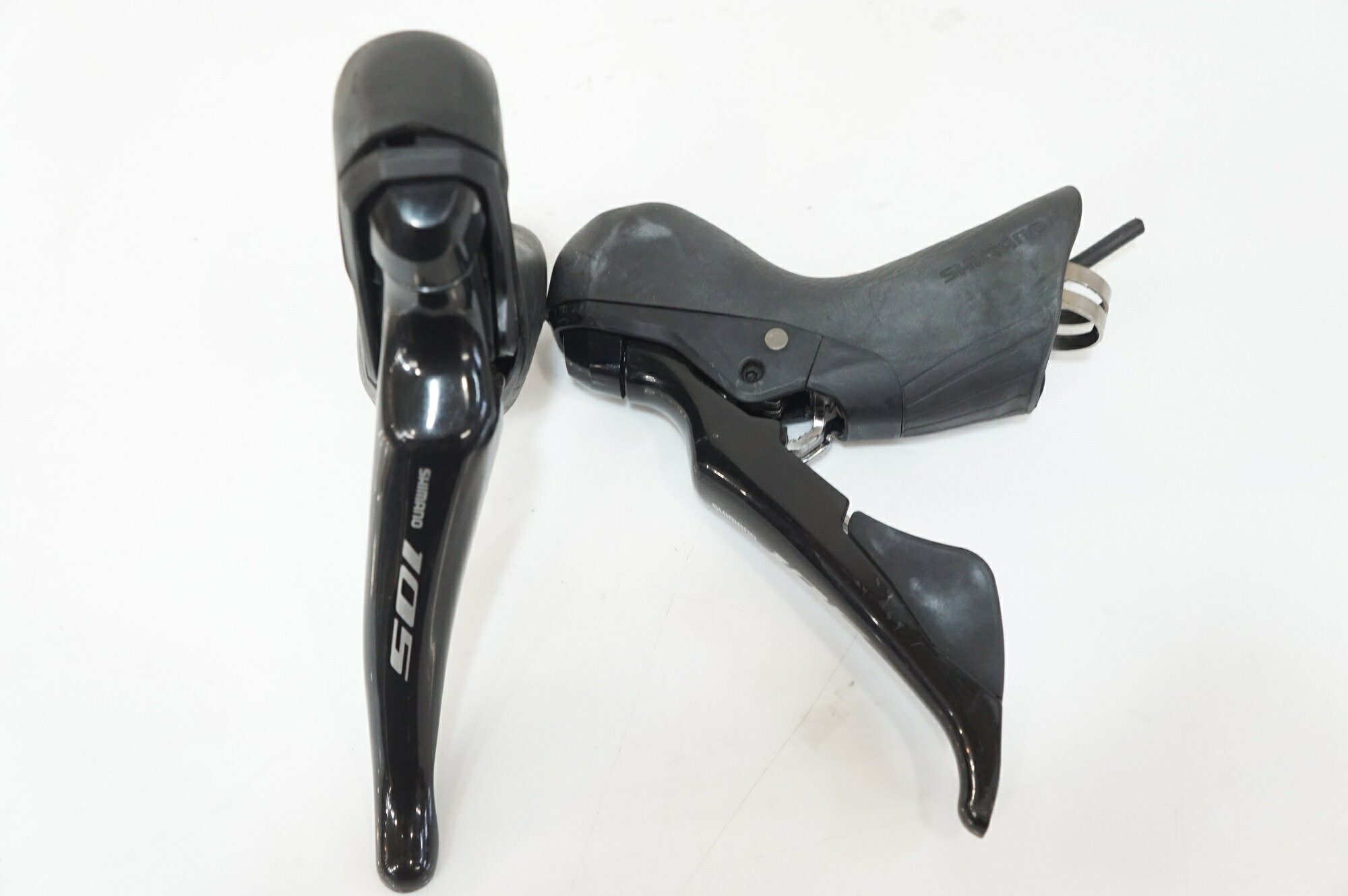 ■状態・使用に伴う小キズ、ヨゴレ等がございます。・液漏れがございます。【付属品】※画像に掲載している物で全てでございます。※商品の一部でも画像に無いものは欠品となり、返品返金は致しかねます為ご注意ください。　 ■注意事項【在庫について】 在庫管理は細心の注意を払い行なっておりますが、システムの都合により在庫有と表記の商品につきましても、実在庫の反映との時間差により在庫が無い場合がございます。弊社はそれに伴う全てにおいて一切の責任は負いかねます事、何卒ご了承くださいませ。ご注文頂きました商品のご用意が出来かねました場合は、お電話とメールにてキャンセルご承諾お願いのご連絡をさせて頂きます。【掲載画像について】撮影方法やお客様の閲覧環境により、実際の商品とは違った色の見え方となる場合がございます。上記理由による返品、変更、キャンセルは一切お受け致しかねますまたシステム等の不備により、商品ページに別商品が含まれている、別カラー・仕様が掲載されている、商品情報に誤表記がある場合がございますご不明点がございましたら必ずご注文前にお問い合わせくださいませ。