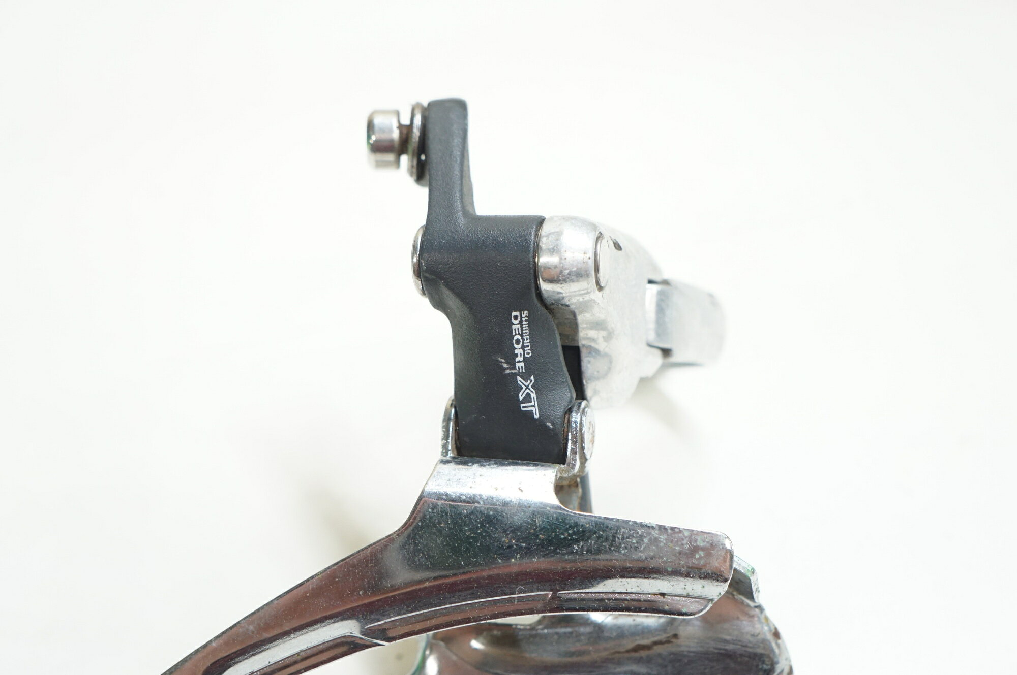 buychariの【中古】 SHIMANO 「シマノ」 DEORE XT FD-M737 フロントディレイラー / バイチャリ大宮店｜アングル3