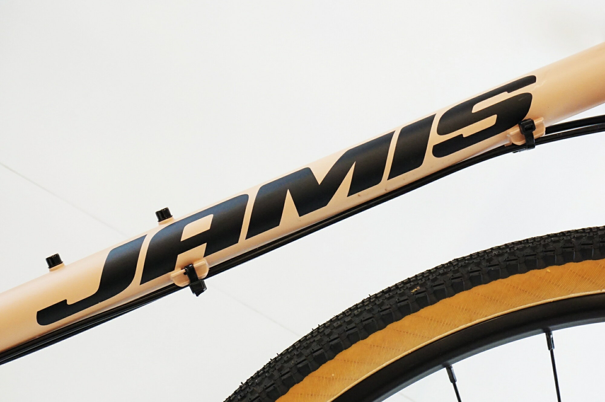 buychariの【中古】 JAMIS 「ジェイミス」 RENEGADE S4 2022年モデル ロードバイク / バイチャリ浜松店｜アングル3