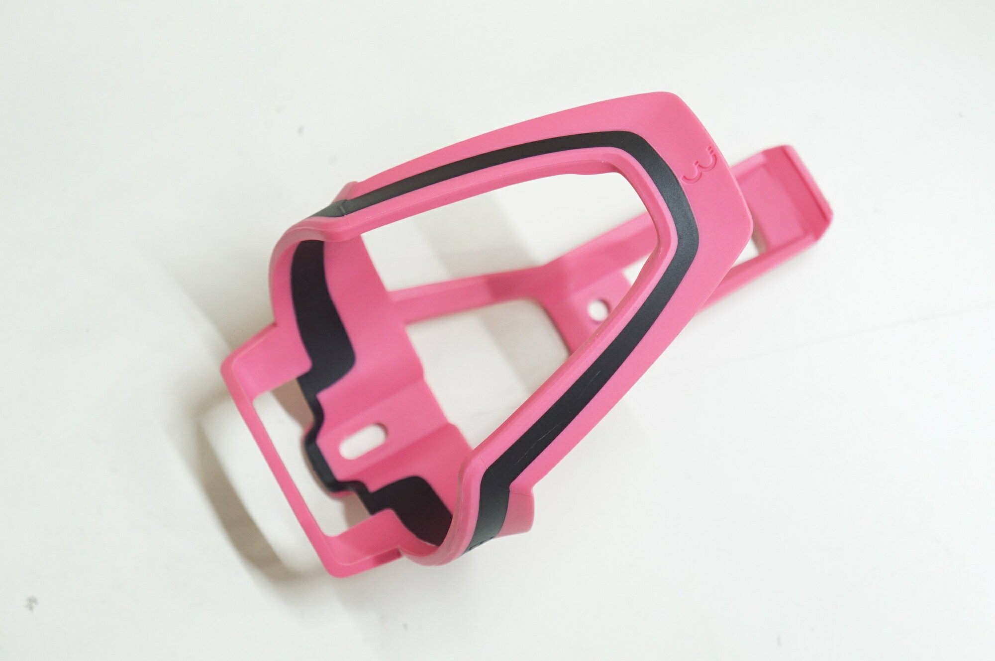 ■状態・使用に伴う小キズ、ヨゴレ等がございます。【付属品】※画像に掲載している物で全てでございます。※商品の一部でも画像に無いものは欠品となり、返品返金は致しかねます為ご注意ください。　 ■注意事項【在庫について】 在庫管理は細心の注意を払い行なっておりますが、システムの都合により在庫有と表記の商品につきましても、実在庫の反映との時間差により在庫が無い場合がございます。弊社はそれに伴う全てにおいて一切の責任は負いかねます事、何卒ご了承くださいませ。ご注文頂きました商品のご用意が出来かねました場合は、お電話とメールにてキャンセルご承諾お願いのご連絡をさせて頂きます。【掲載画像について】撮影方法やお客様の閲覧環境により、実際の商品とは違った色の見え方となる場合がございます。上記理由による返品、変更、キャンセルは一切お受け致しかねますまたシステム等の不備により、商品ページに別商品が含まれている、別カラー・仕様が掲載されている、商品情報に誤表記がある場合がございますご不明点がございましたら必ずご注文前にお問い合わせくださいませ。