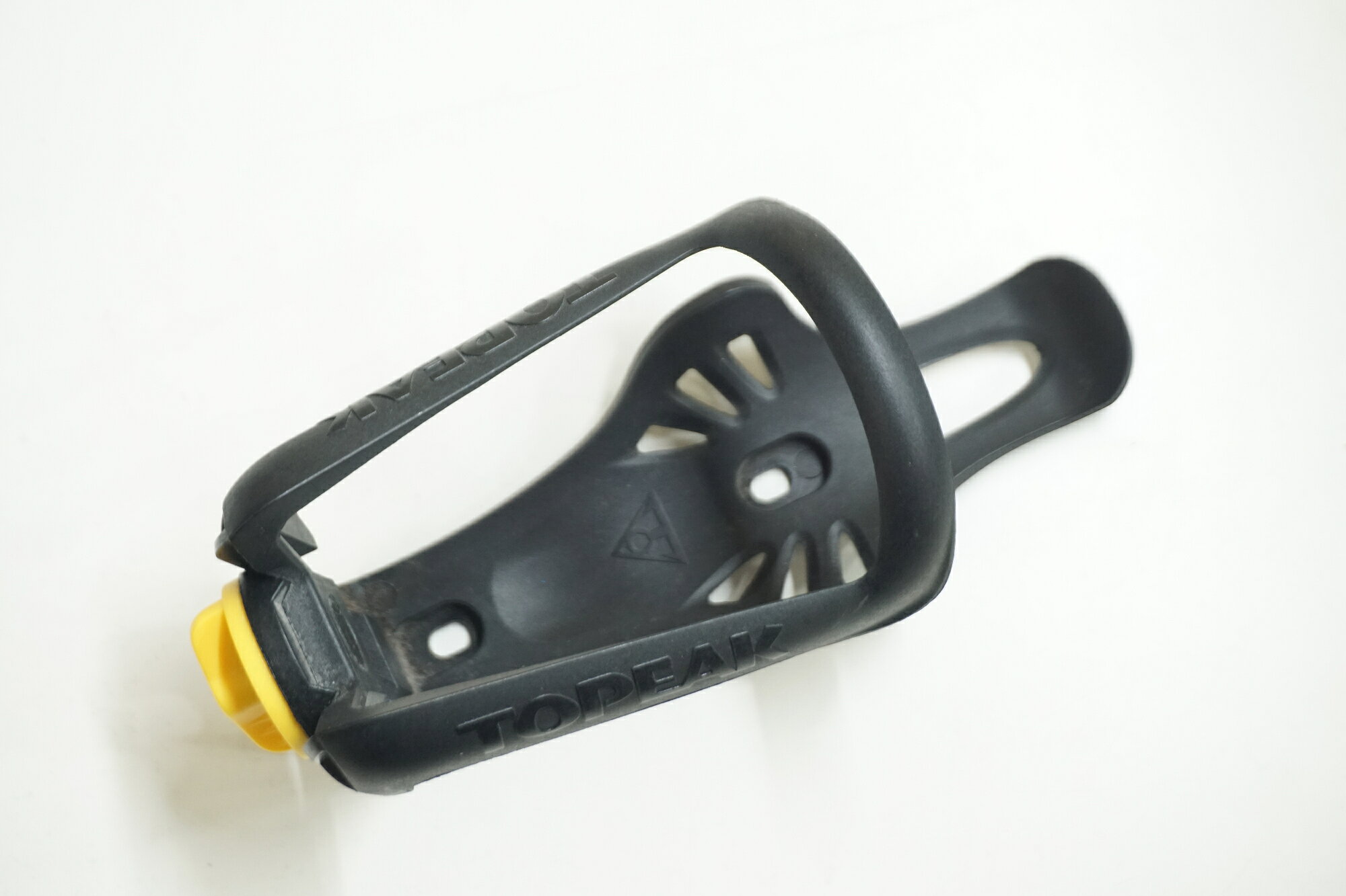 ■状態・使用に伴う小キズ、ヨゴレ等がございます。【付属品】※画像に掲載している物で全てでございます。※商品の一部でも画像に無いものは欠品となり、返品返金は致しかねます為ご注意ください。　 ■注意事項【在庫について】 在庫管理は細心の注意を払い行なっておりますが、システムの都合により在庫有と表記の商品につきましても、実在庫の反映との時間差により在庫が無い場合がございます。弊社はそれに伴う全てにおいて一切の責任は負いかねます事、何卒ご了承くださいませ。ご注文頂きました商品のご用意が出来かねました場合は、お電話とメールにてキャンセルご承諾お願いのご連絡をさせて頂きます。【掲載画像について】撮影方法やお客様の閲覧環境により、実際の商品とは違った色の見え方となる場合がございます。上記理由による返品、変更、キャンセルは一切お受け致しかねますまたシステム等の不備により、商品ページに別商品が含まれている、別カラー・仕様が掲載されている、商品情報に誤表記がある場合がございますご不明点がございましたら必ずご注文前にお問い合わせくださいませ。