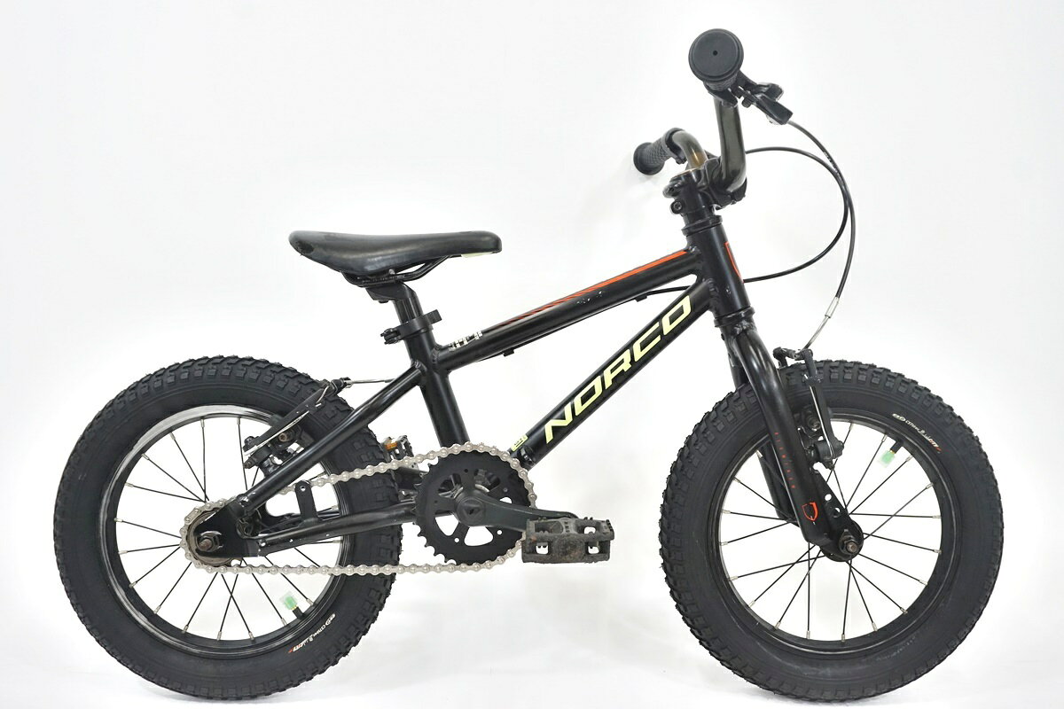 ■商品情報メーカーサイズ:14インチシートチューブ(C-T): 185mmトップチューブ(C-C):369mm(ホリゾンタル換算)適応身長:93-110cm(目安)重量:約7kgフレーム材質:アルミフロントフォーク:アルミレバー:純正ブレーキ:純正クランク:純正 30T 92mmスプロケット:純正 16Tシートポスト:純正 27.2mmハンドル:純正 530mmステム:純正 35mmサドル:純正ホイール:じゅんせ　タイヤ:14x2.125変速段数:1x1付属品:ペダル■状態使用に伴うキズやヨゴレがございます。ハンドル周りが日焼けしており、ブレーキレバー上部に傷が目立ちます。サドルに劣化と擦れが見られます。金属パーツ類に錆が出ております。 ■注意事項【在庫について】 在庫管理は細心の注意を払い行なっておりますが、システムの都合により在庫有と表記の商品につきましても、実在庫の反映との時間差により在庫が無い場合がございます。弊社はそれに伴う全てにおいて一切の責任は負いかねます事、何卒ご了承くださいませ。ご注文頂きました商品のご用意が出来かねました場合は、お電話とメールにてキャンセルご承諾お願いのご連絡をさせて頂きます。【掲載画像について】撮影方法やお客様の閲覧環境により、実際の商品とは違った色の見え方となる場合がございます。上記理由による返品、変更、キャンセルは一切お受け致しかねますまたシステム等の不備により、商品ページに別商品が含まれている、別カラー・仕様が掲載されている、商品情報に誤表記がある場合がございますご不明点がございましたら必ずご注文前にお問い合わせくださいませ。