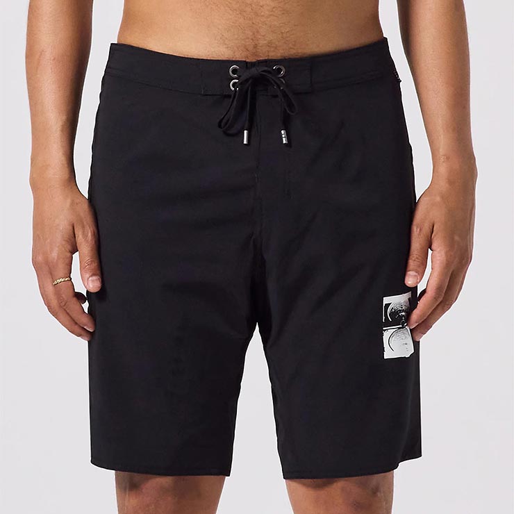 【クリアランスセール】 ボードショーツ ストレッチショーツ FORMER フォーマー ANDERSON 18.5 TRUNK FBO-25201 BLK 25SU 日本代理店正規品