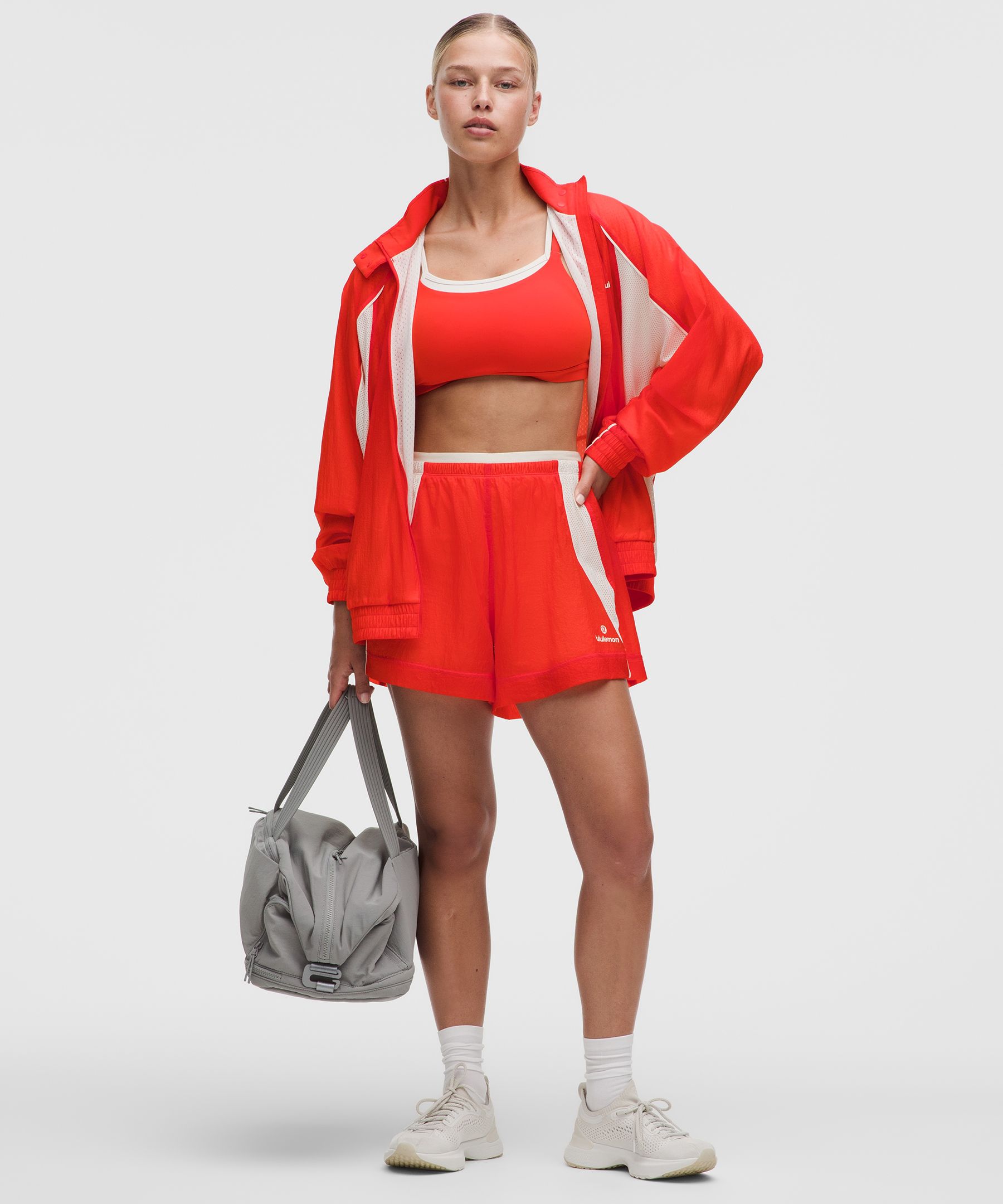 [公式] ルルレモン lululemon 女性 レイヤー キャミストラップブラ *ライトサポー...