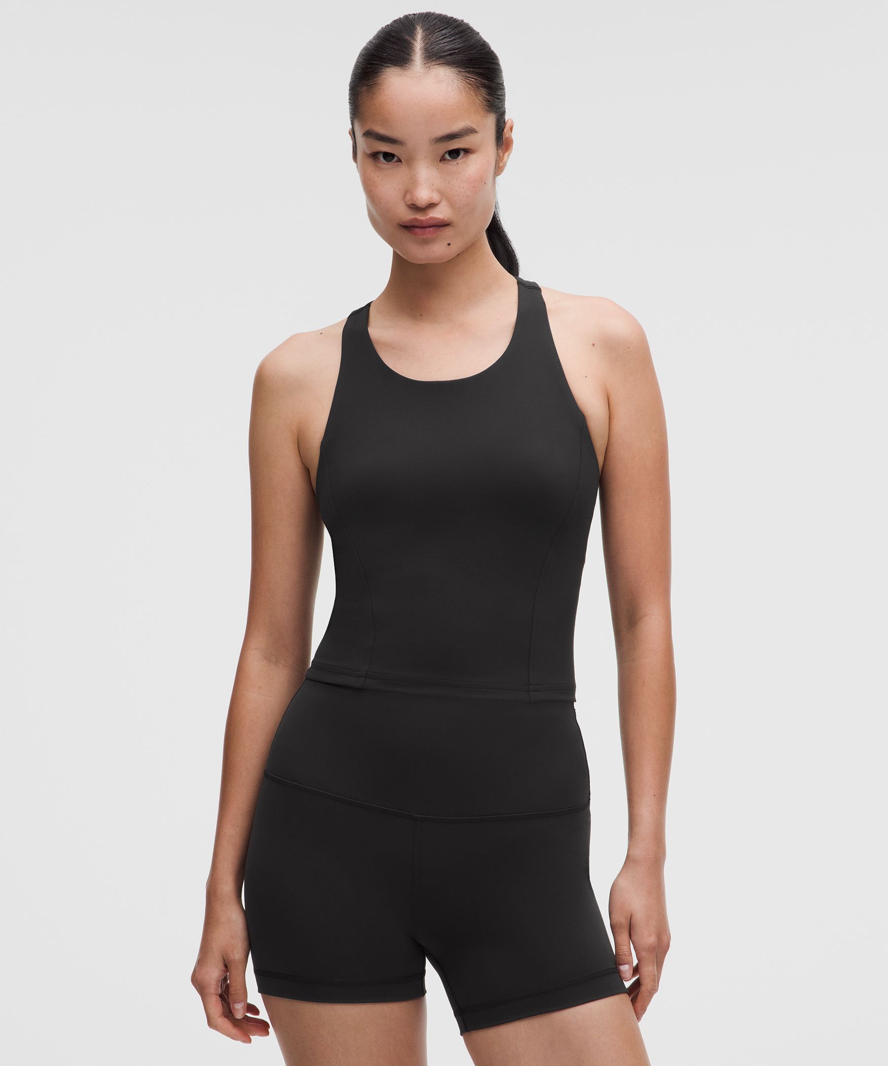 [公式] ルルレモン lululemon Wunder Train レーサーバックタンクトップ *ミディアムサポート、B/Cカップ