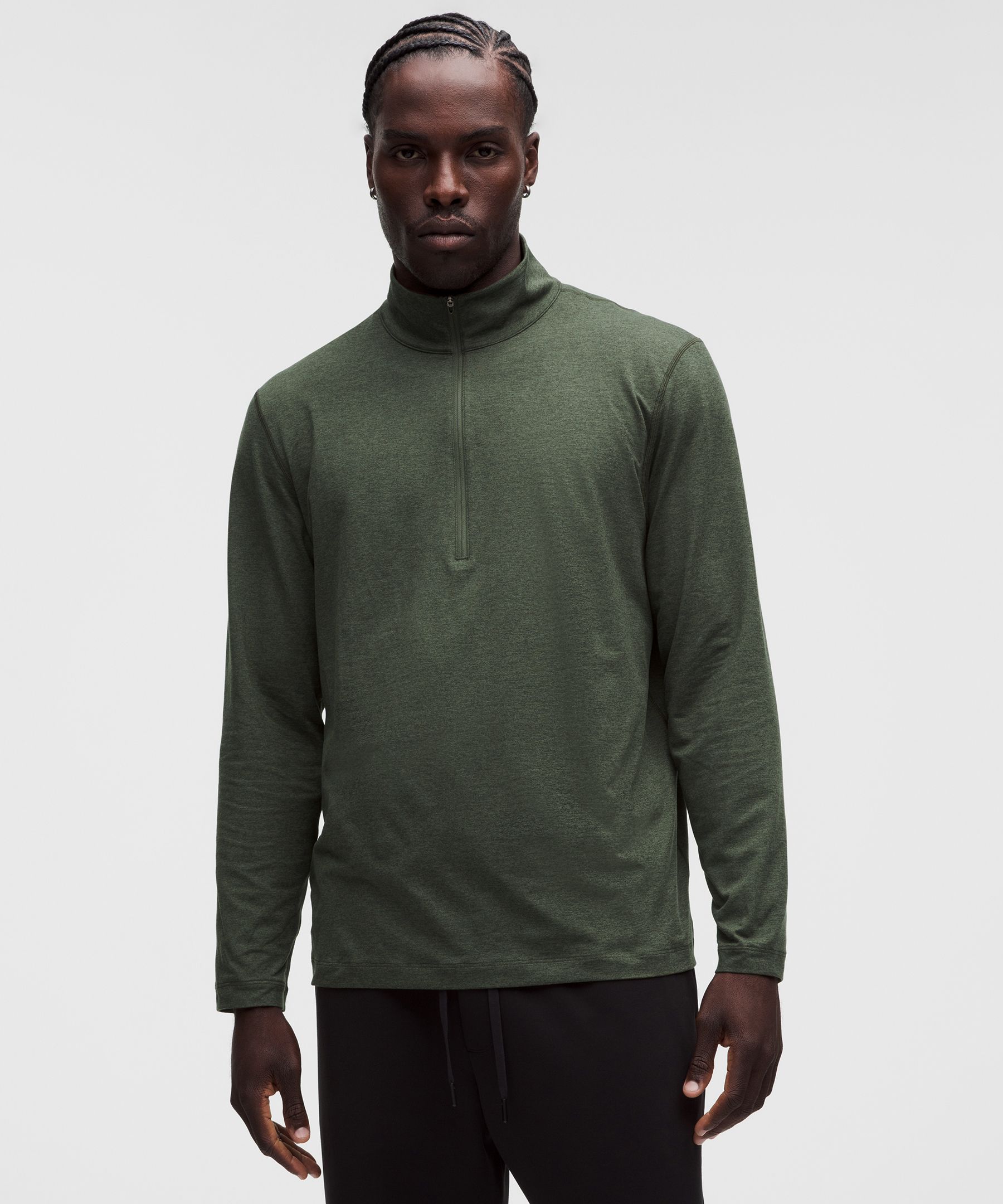 Soft Jersey ハーフジップ Why we made this 抜群のやわらかさ。内側にソフトな起毛加工を施した軽量なジャージー素材のハーフジップで、極上のリラックスタイムを。 Features and details 吊り下げに便利なロッカーループ付き Material and care 内側は起毛加工で極上のやわらかさ伸縮性洗濯機を使った常温水洗濯 漂白剤の使用不可 衣類乾燥機による低温乾燥 アイロン不可 ドライクリーニング不可 同系色の衣類と一緒に洗濯。ジッパーを完全に閉めて洗濯 Size Charts