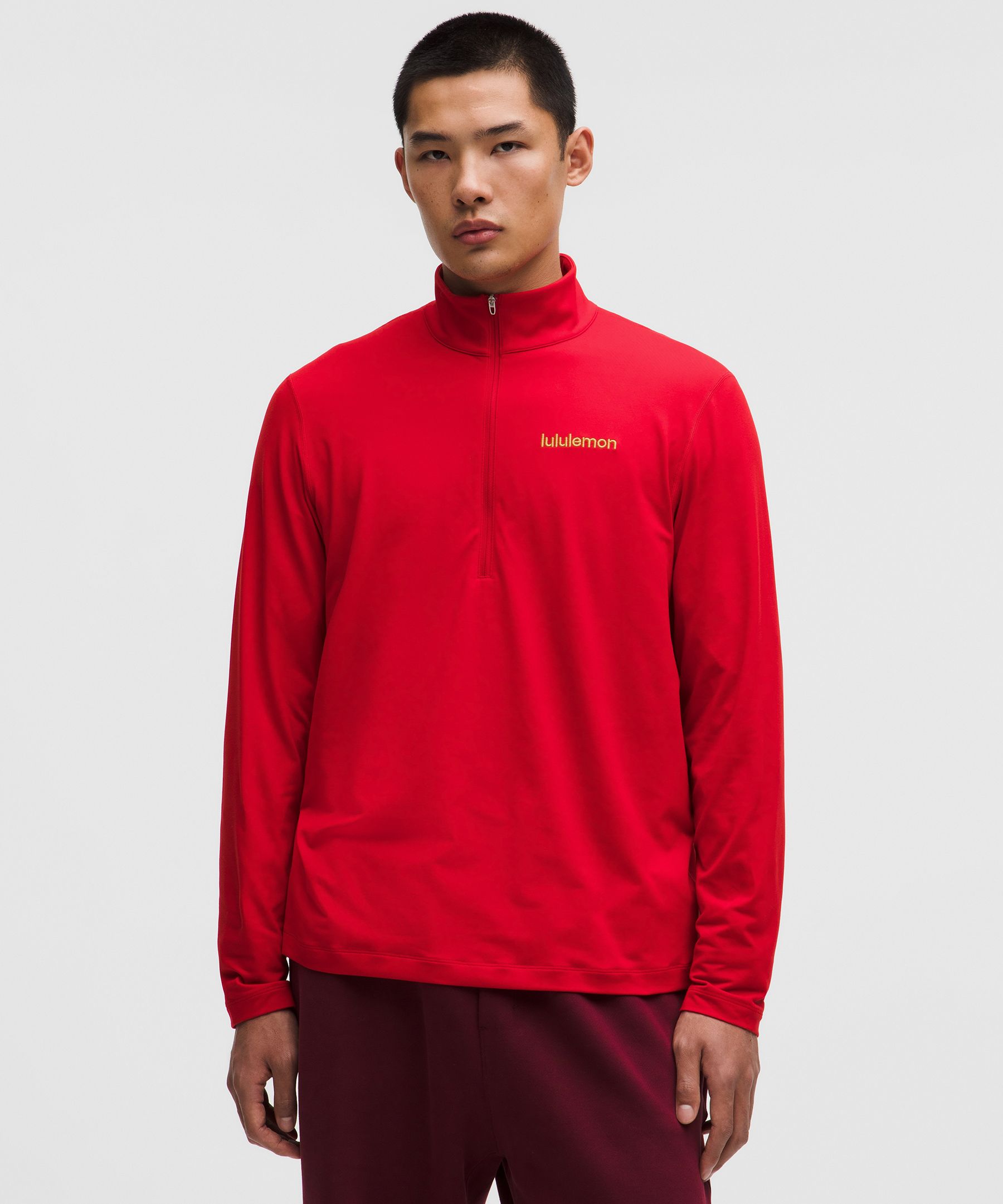 ニューイヤー Soft Jersey ハーフジップ Why we made this 一息ついて、気持ちをリセット。内側にソフトな起毛加工を施した軽量なジャージー素材のハーフジップで、贅沢なリラックスタイムを。 Material and care 内側は起毛加工で極上のやわらかさ伸縮性洗濯機を使った常温水洗濯 漂白剤の使用不可 衣類乾燥機による低温乾燥 アイロン不可 ドライクリーニング不可 同系色の衣類と一緒に洗濯 Size Charts 販売者 ルルレモンアスレティカJP合同会社 〒106-0032 東京都港区六本木6-2-31 六本木ヒルズノースタワー 2F メーカー希望小売価格はメーカーカタログに基づいて掲載しています