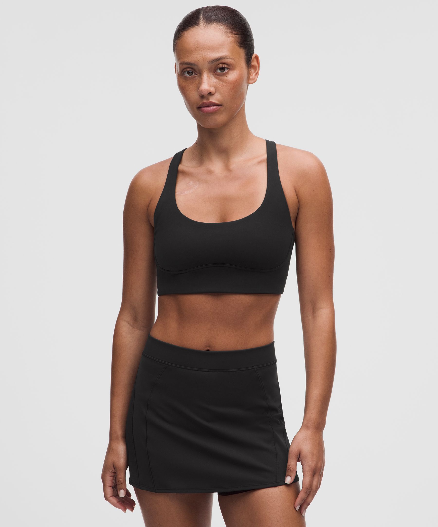 [公式] ルルレモン lululemon 女性 フロックメッシュ クロスバックヨガブラ *ライ...