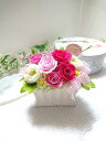 プリザーブドアレンジメント~spring garden~ プリザーブドフラワー アーティフィシャルフラワー リース 造花 ドライフラワー 誕生日 プレゼント ギフト ウェディング バースデイ 出産祝い サイズ:縦約20×横約15×奥行約15cm(ケース入り) Lulu's-1259 Lulu's ルルズ