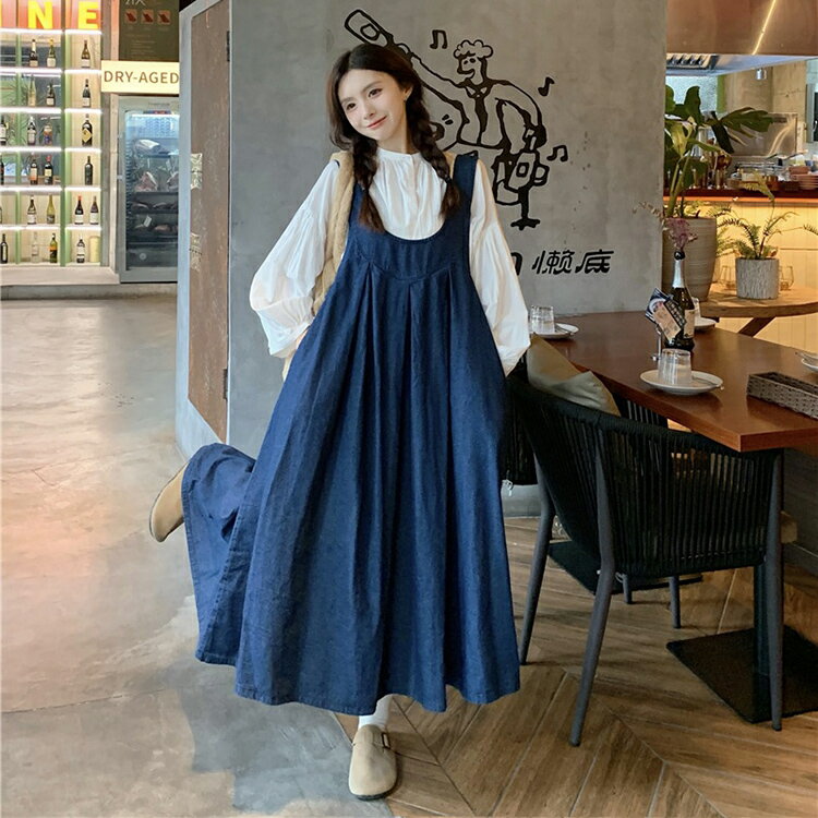 ジャンパースカート ジャンパーワンピース デニムワンピース サロペット オールインワン レディース 春 秋 デニム 重ね着 無地 マキシ丈 大きめ 体型カバー ロング丈 ポケット カジュアル かわいい ゆったり キャミワンピース