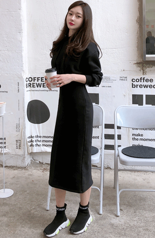 ★スーパーDEAL！ポイント高還元★ワンピース レディース 秋 冬 トレーナーワンピース スエット ワンピース フーディー 韓国 ファッション コットン ミディアム 無地 長袖 シンプル 体型カバー ロング ミモレ カジュアル 秋冬 スリット ぴたワンピ タイト[spd]