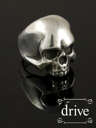 drive[フリッグスカルリング]　(シルバーアクセサリー/シルバー925/Silver925/ゴシック/攻撃/攻撃的ゴシック/ドライブ/ドライヴ/リング/指輪/メンズ/レディース/ユニセックス/スカル/骸骨/ドクロ/)