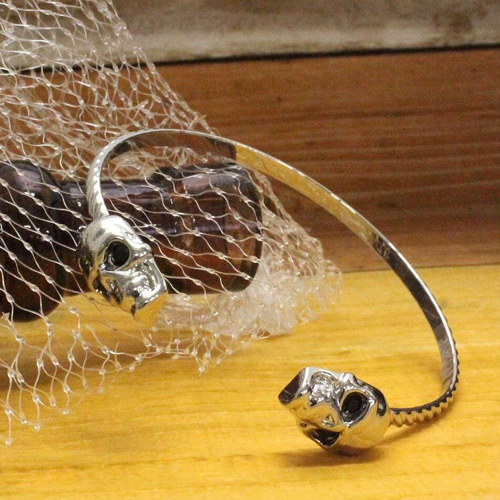 ハロウィン 髑髏モチーフのバングルブレスレット N