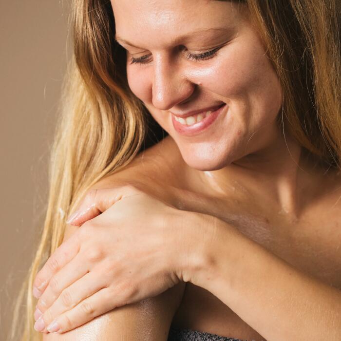 1位LUSH（ラッシュ）『パンジーボディローション』