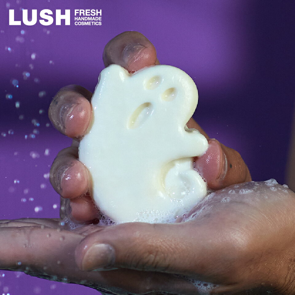 LUSH ゴースト イン ザ ダーク ソープ ハロウィン 限定 2025 プレゼント ハンドメイド ベルガモット レモングラス ヴィーガン 自然派 コスメ ラッ...