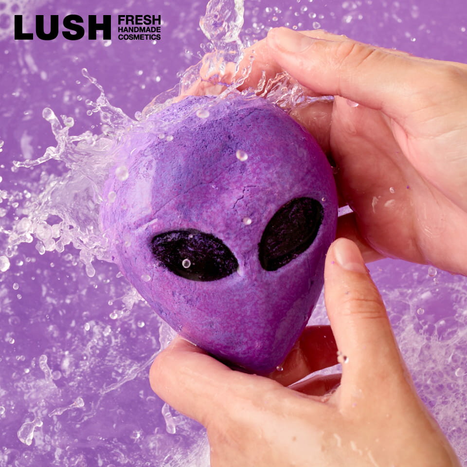 LUSH エクストラテレストリアル バブルバー 入浴剤 泡風呂 ハロウィン 限定 2025 プチグレン イランイラン パチョリ ハンドメイド ヴィーガン 自然派...