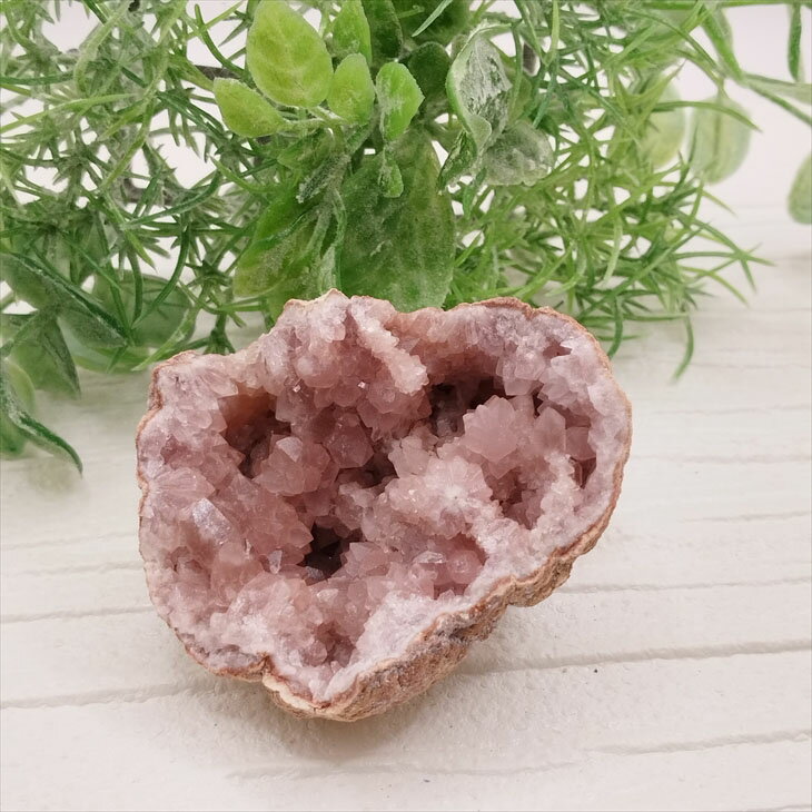 希少 ピンクアメジスト ジオードm 晶洞 置物 天然石 パワーストーン プレ...