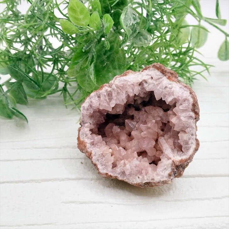 希少 ピンクアメジスト ジオードm 晶洞 置物 天然石 パワーストーン プレ...