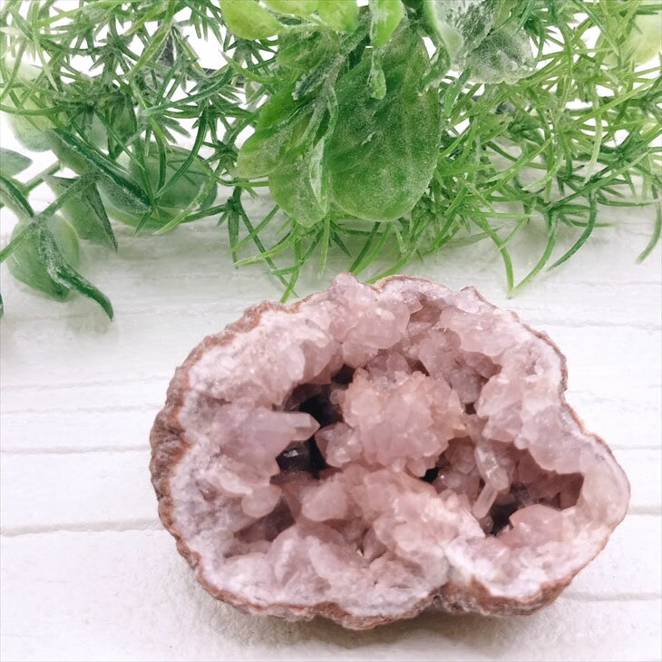 希少 ピンクアメジスト ジオードm 晶洞 置物 天然石 パワーストーン プレ...