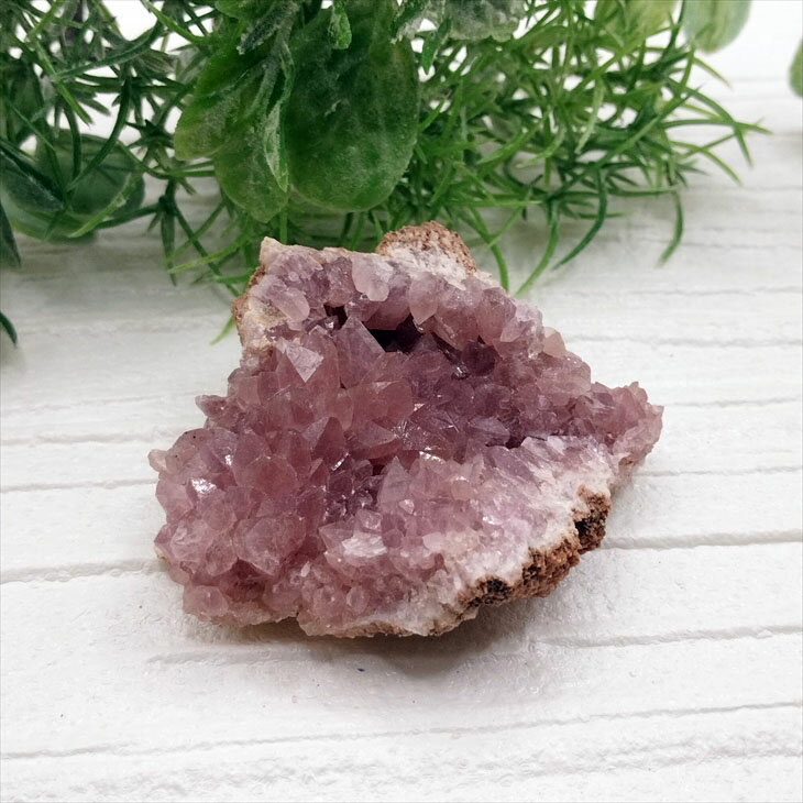 希少 ピンクアメジスト ジオードm 晶洞 置物 天然石 パワーストーン プレ...