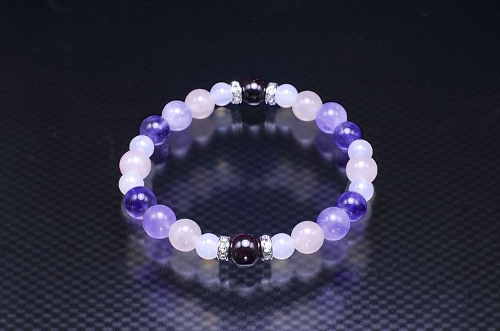 パワーストーン 天然石 ブレスレット レディース 1月誕生石 ガーネット ローズクォーツ ラベンダーアメジスト ライトアメジスト ホワイトアゲート プレゼント 開運 ギフト