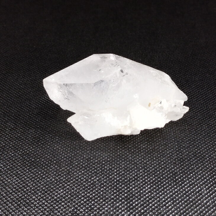 置物 クラスター 水晶 クォーツ ブラジル産 パワーストーン 天然石 プレゼ...