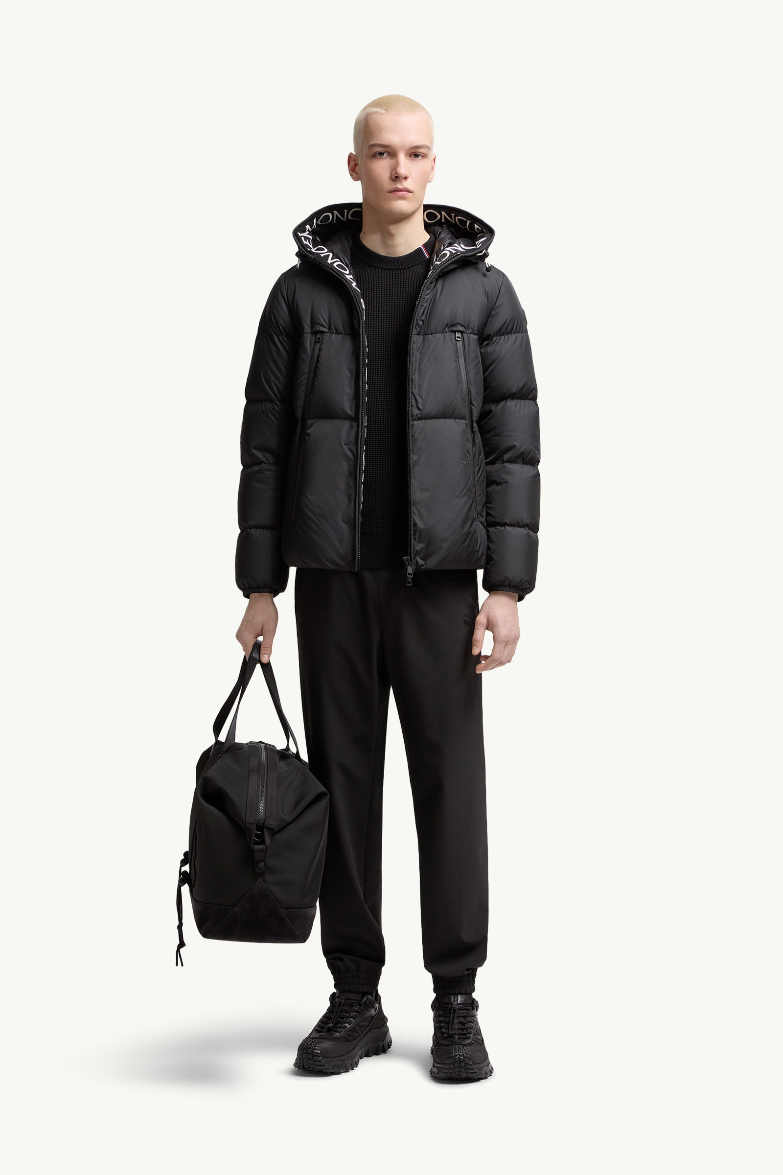 メンズ ダウンジャケット MONCLER モンクレール Montcla Hooded Short Down Jacket