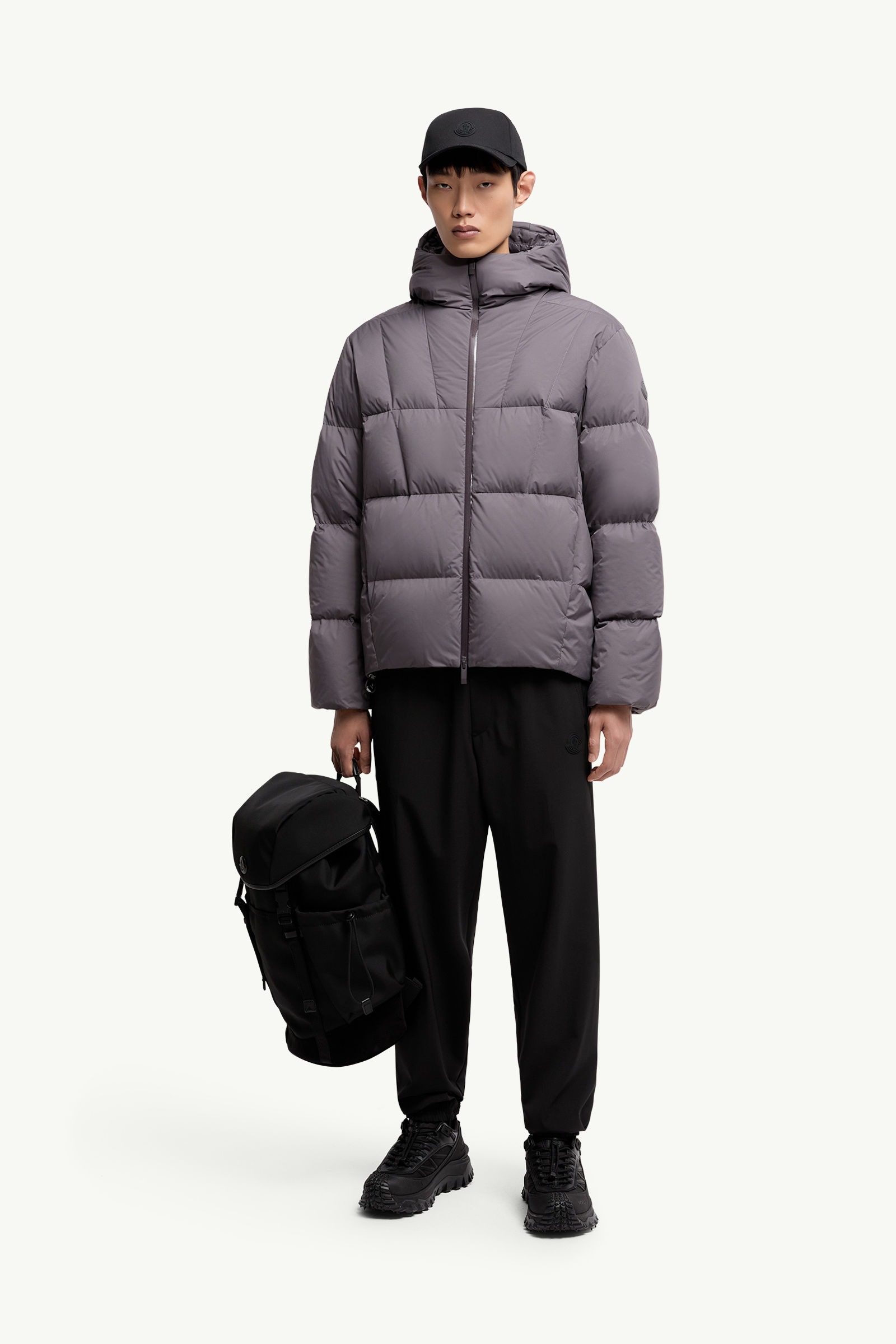 メンズ ダウンジャケット MONCLER モンクレール Fusain Hooded Short Down Jacket