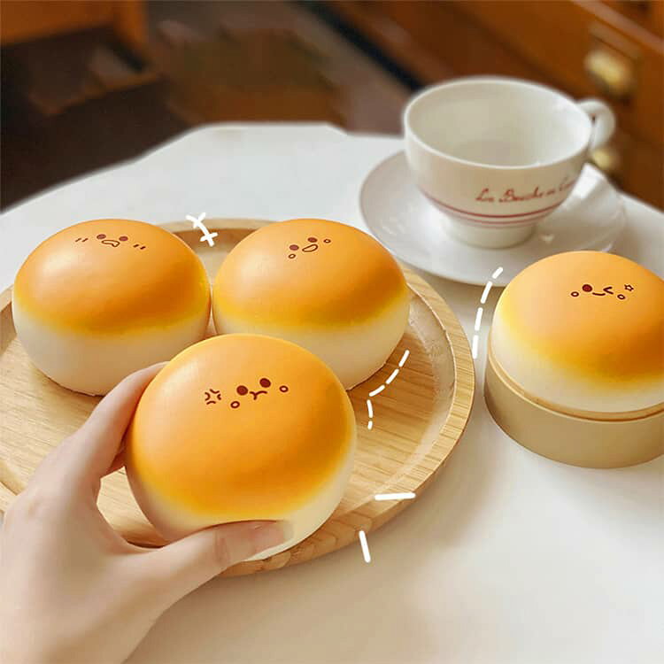 もちもち 【2個セット】スクイーズ 神ふわ ふわふわ ぷにぷに 低反発 感触 パン プッシュ ままごと オシャレ サプライズ ストレス解消 握って遊ぶ おしゃれ 子供 こども 食品サンプル 減圧 デザート 大福 お菓子 おもちゃ リラックス そっくり 癒し グッズ 指の運動 lutella-10000716 ルテラ サンプル画像3