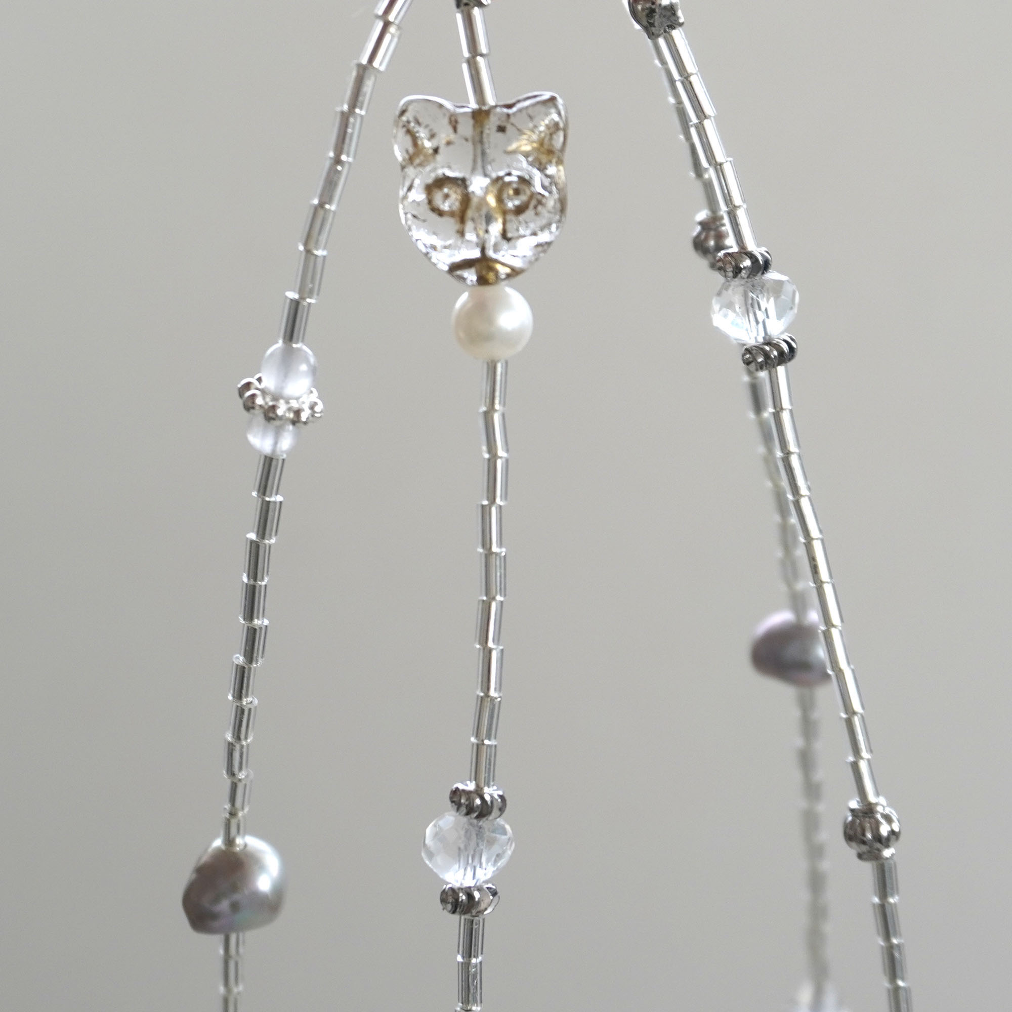 Rakuten - メガネチェーン レディース おしゃれ ネコ 猫 アニマル シルバー パール 母の日 プレゼント 軽量 グラスコード グラスチェーン ストラップ 眼鏡