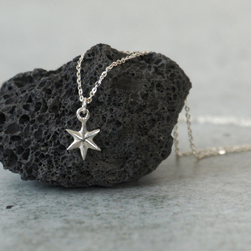 スター 星 ネックレス シルバー ミニスター ロンドン ジュエリー sv925 金属アレルギー対応