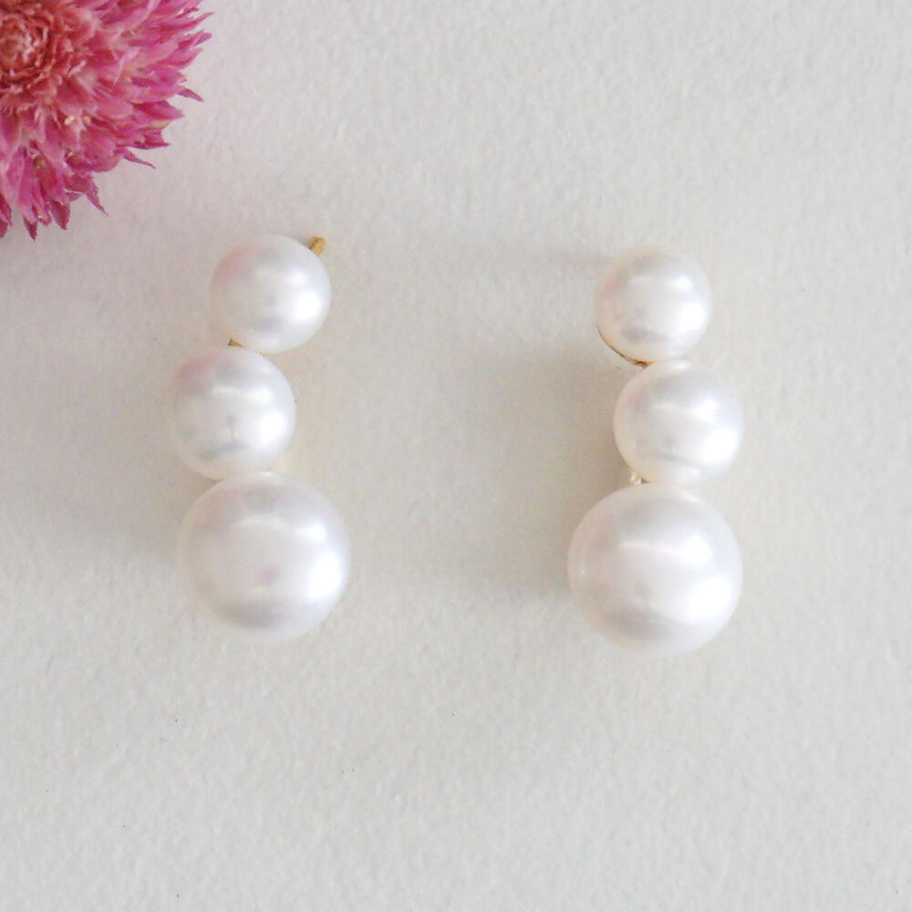 mounir (ムーニエ) スライダーピアス 3パール