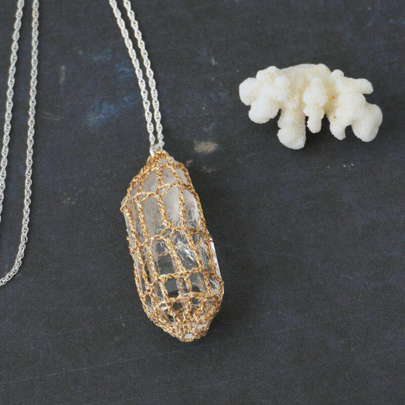 Rakuten - ORNER PARIS ロッククリスタルのネックレス