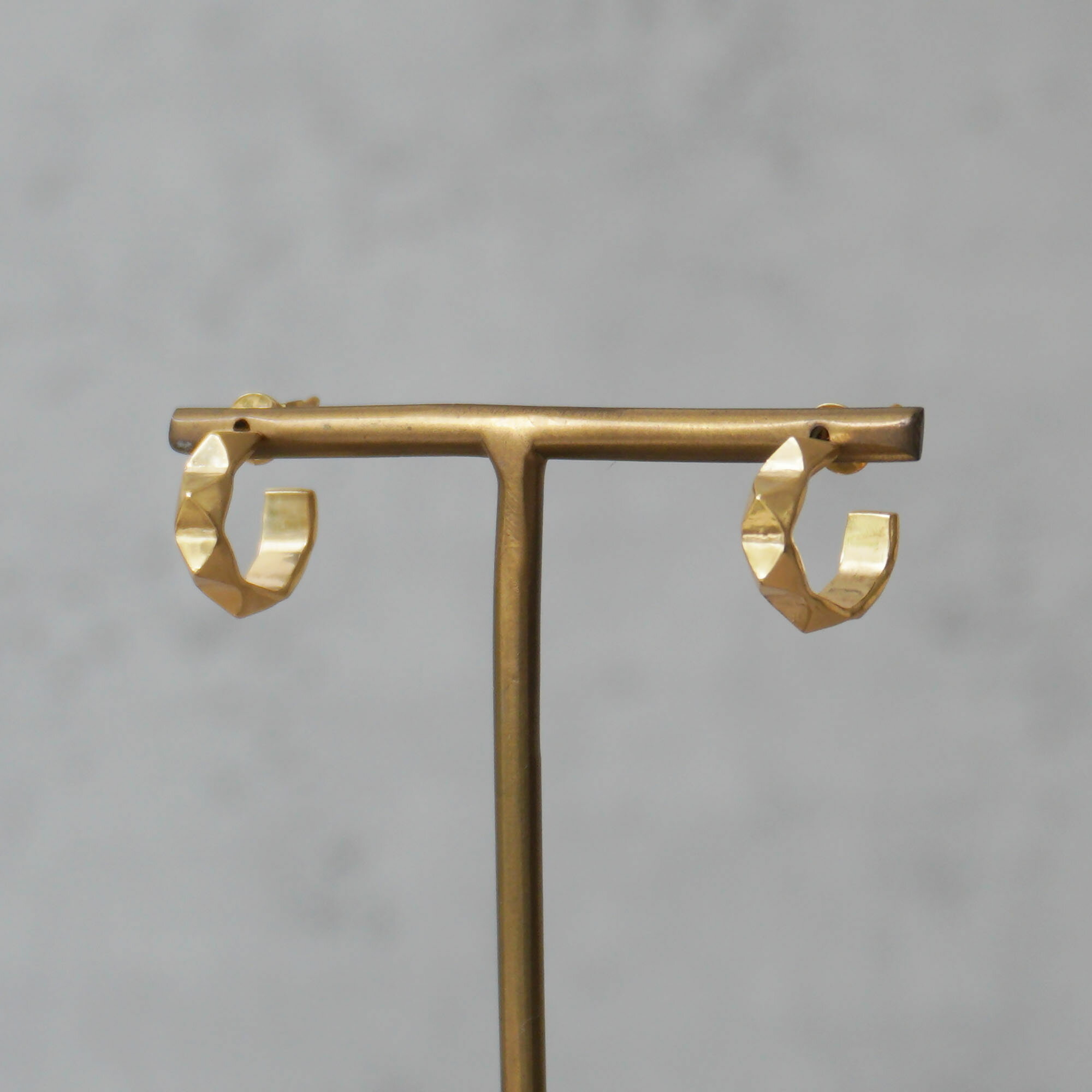 Rakuten - ORNER PARIS ゴールド ゴシック スタッズピアス