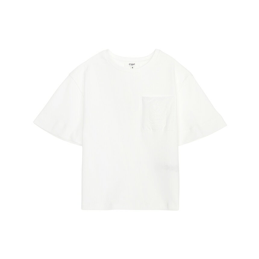 クロエキッズ 2025SS クロエキッズ 半袖Tシャツ 商品説明 2025SS クロエキッズ 半袖Tシャツ ブランド クロエキッズ 品番 C20494 117 6A12A 素材 Outer & Lining : 100% Cotton カラ― ホワイト サイズ サイズ 肩幅 バスト 袖幅 袖丈 総長さ JPサイズ(CM) モデル 8A 37.5 38.5 18 17.5 46.5 8세 - 10A 39.5 42 19 20 51 10세 - 12A 43 45 19.5 22.5 55.5 12세 - 重さ 134g(12A Size) 生産国 チュニジア 付属品 説明書, タグ, 商品 備考 液温は30 ℃を限度とし、洗濯機で洗濯出来る , 塩素系及び酸素系漂白剤の使用禁止 , 底面温度110 ℃を限度としてスチームなしでアイロン仕上げができる , ドライクリーニング禁止 , タンブル乾燥禁止 ● 提供される実測サイズは、測定方法によっては若干異なる場合がございますので、予めご了承下さい。 ● 革製品の場合、ソフトでナチュラルな革で表面が違ったり、微細なシワやスクラッチがあることがありますが、不良品ではありませんので、ご了承ください。 ●メッキ処理された製品の場合、製品の特性上、使用及び摩擦によりメッキがはがれることがあり、メッキの変色、摩耗の毀損などは修理できない場合がありますので、ご了承ください。 ●当店でご購入された商品は、原則として、「個人輸入」としての取り扱いになり、全て韓国の釜山からお客様のもとへ直送されます。 ●個人輸入される商品は、全てご注文者自身の「個人使用・個人消費」が前提となりますので、ご注文された商品を第三者へ譲渡・転売することは法律で禁止されております。 ●通関時に関税・輸入消費税が課税される可能性があります。課税額はご注文時には確定しておらず、通関時に確定しますので、商品の受け取り時に着払いでお支払いください。詳細は こちらご確認下さい。 ●色がある場合、モニターの発色の具合によって実際のものと色が異なる場合がある 注意事項(株)ウィズカンパニーの幼児服は、KATRI(韓国衣類試験研究院)で安全認証を経て販売されます。