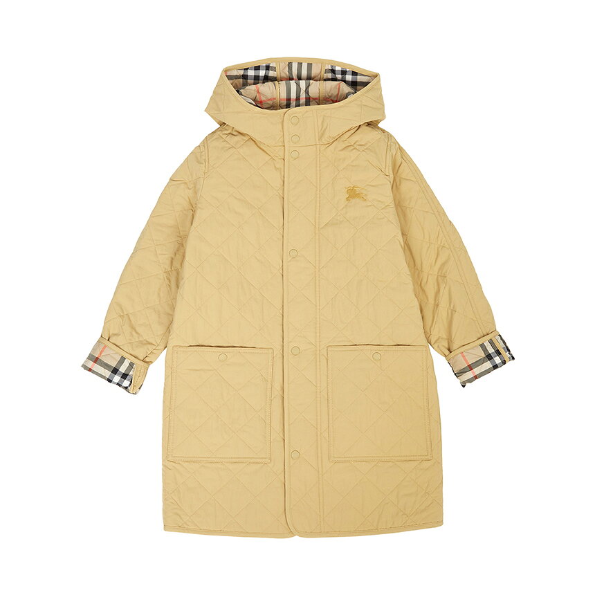 BURBERRY KIDS バーバリーキッズ 2025FW バーバリーキッズ コート 商品説明 2025FW バーバリーキッズ コート ブランド BURBERRY KIDS バーバリーキッズ 品番 8109323 14Y 素材 Outer : 100% Polyamide / Lining : 100% Polyester / Filling : 100% Polyester Fibres カラ― ベージュ サイズ サイズ 肩幅 バスト 袖幅 袖丈 総長さ JPサイズ(CM) モデル 14Y 37.5 54.5 19 64 88.5 14세 - 重さ 806g(14Y Size) 生産国 中国 付属品 タグ, 商品 備考 ● 提供される実測サイズは、測定方法によっては若干異なる場合がございますので、予めご了承下さい。 ● 革製品の場合、ソフトでナチュラルな革で表面が違ったり、微細なシワやスクラッチがあることがありますが、不良品ではありませんので、ご了承ください。 ●メッキ処理された製品の場合、製品の特性上、使用及び摩擦によりメッキがはがれることがあり、メッキの変色、摩耗の毀損などは修理できない場合がありますので、ご了承ください。 ●当店でご購入された商品は、原則として、「個人輸入」としての取り扱いになり、全て韓国の釜山からお客様のもとへ直送されます。 ●個人輸入される商品は、全てご注文者自身の「個人使用・個人消費（日本に居住する者に寄贈される物で、当該寄贈を受ける者の個人的な使用に供される場合を含みます。）」が前提となります。第三者への譲渡・転売が法令で禁止されるもの（医薬品、医薬部外品、化粧品等を含みますが、これに限られません。）もございますのでご注意下さい。 ●色がある場合、モニターの発色の具合によって実際のものと色が異なる場合がある 注意事項本製品のバーバリー特有のチェック柄は製品によって異なることがあります。ランダムで発送されるので、ご了承の上、ご購入ください。 (株)ウィズカンパニーの幼児服は、KATRI(韓国衣類試験研究院)で安全認証を経て販売されます。