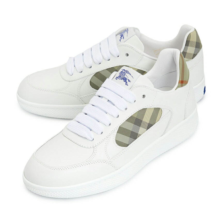 BURBERRY バーバリー 2026SS バーバリー スニーカー 商品説明 2026SS バーバリー スニーカー ブランド BURBERRY バーバリー 品番 8118845 素材 表地 - 牛革,ポリアミド,ポリウレ, 裏地 - スウェード,レザー,ポリエステル,ポリウレ カラ― ホワイト サイズ サイズ JPサイズ(CM) 40 26 40.5 26~26.5 41 26.5 41.5 26.5~27 42 27 42.5 27.5 43 28 ヒール 3CM 重さ/ケース入り 1037g/1793g(40 SIze) 生産国 イタリア 付属品 ハードケース, ダストバッグ, タグ, 商品 備考 ● 提供される実測サイズは、測定方法によっては若干異なる場合がございますので、予めご了承下さい。 ● 革製品の場合、ソフトでナチュラルな革で表面が違ったり、微細なシワやスクラッチがあることがありますが、不良品ではありませんので、ご了承ください。 ●メッキ処理された製品の場合、製品の特性上、使用及び摩擦によりメッキがはがれることがあり、メッキの変色、摩耗の毀損などは修理できない場合がありますので、ご了承ください。 ●当店でご購入された商品は、原則として、「個人輸入」としての取り扱いになり、全て韓国の釜山からお客様のもとへ直送されます。 ●個人輸入される商品は、全てご注文者自身の「個人使用・個人消費（日本に居住する者に寄贈される物で、当該寄贈を受ける者の個人的な使用に供される場合を含みます。）」が前提となります。第三者への譲渡・転売が法令で禁止されるもの（医薬品、医薬部外品、化粧品等を含みますが、これに限られません。）もございますのでご注意下さい。 ●色がある場合、モニターの発色の具合によって実際のものと色が異なる場合がある 注意事項本製品のバーバリー特有のチェック柄は製品によって異なることがあります。ランダムで発送されるので、ご了承の上、ご購入ください。
