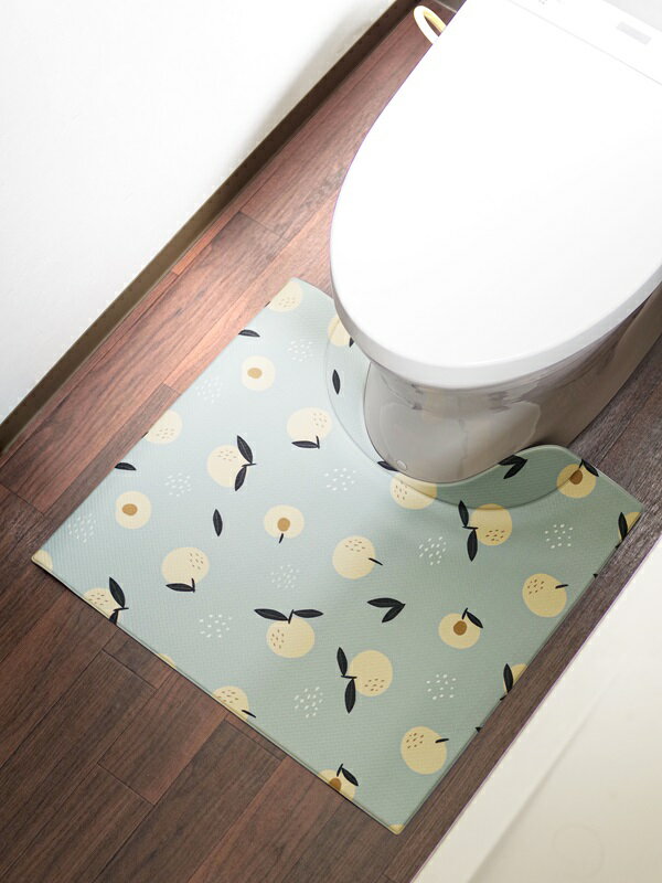 スキマにピタッ！拭けるPVCトイレマット　フルーツ約55×60cm　撥水　防水　洗濯不要　おしゃれ拭くだけ..