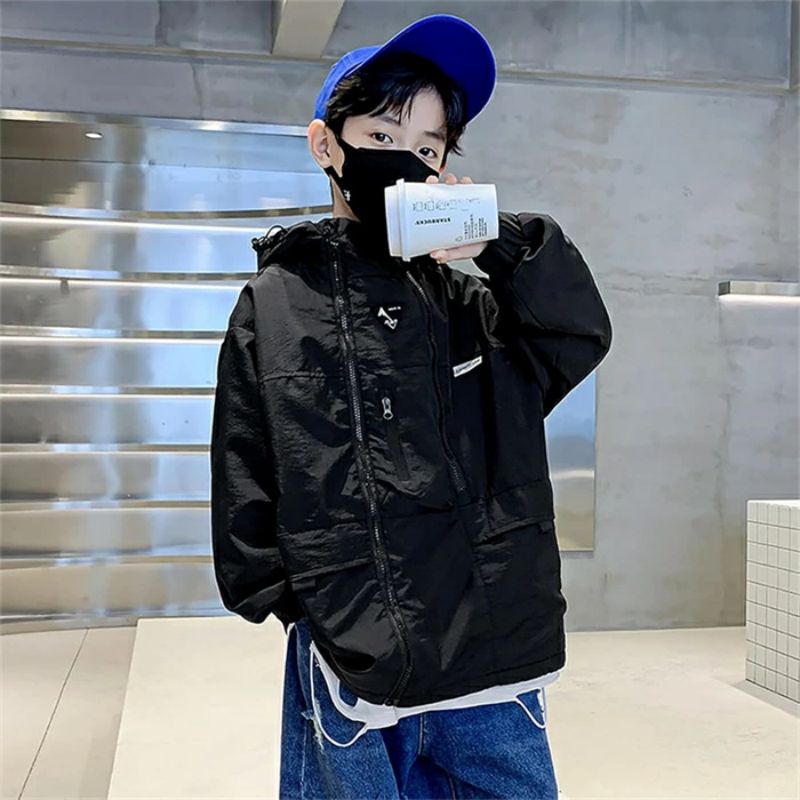 韓国子供服 フード付きコート ボーイズ マウンテンジャケット ジャケット 男の子 ウィンドブレーカー ブルゾン アウター フード付き 防風 防寒 軽量 カジュアル ファッション おしゃれ 春 秋