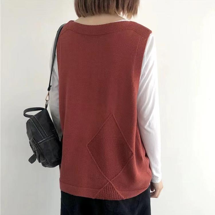 Rakuten - ニット ベスト レディース 春 サマー ベスト レディース 春夏 前開き ニットベスト おしゃれ 着回し トップス 体型カバー ノースリーブ シンプル カジュアル ナチュラル レイヤード 羽織り 重ね着 vネック 30代 40代 50代 送料無料