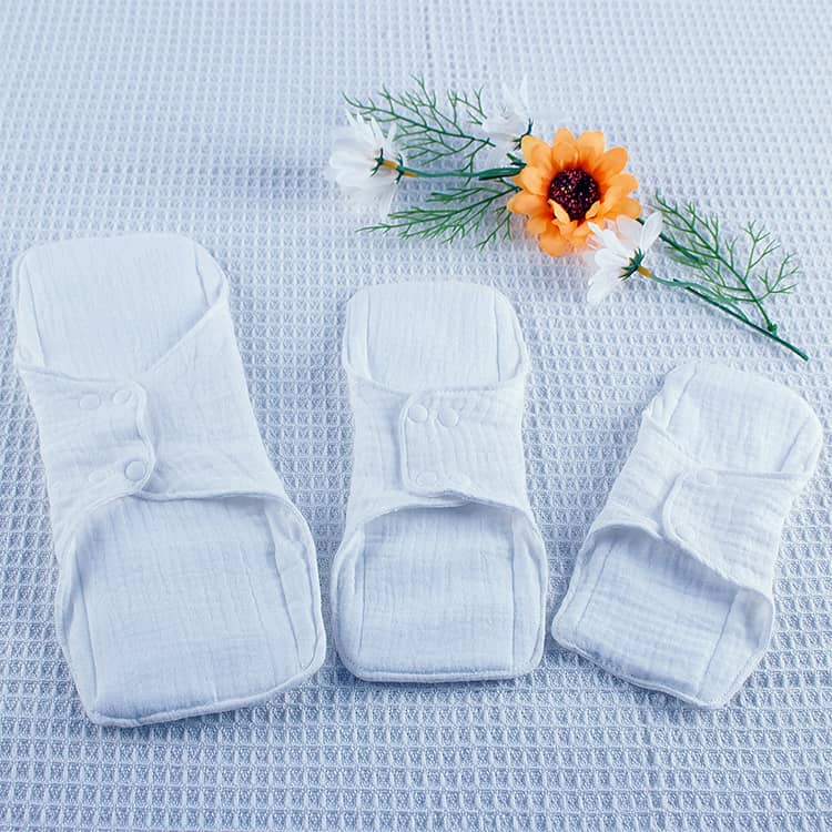 マタニティー 2重ガーゼ 2重ガーゼ ガーゼ綿ナプキン 布 ナプキン 繰り返し使える 生理用 布ライナー 透湿防水布 約21cm 妊活 服 産前産後 ナプキン 温活 普通～多い日昼用 災害用 防災 冬アイテム luxorx-10007937 LUXOR サンプル画像2
