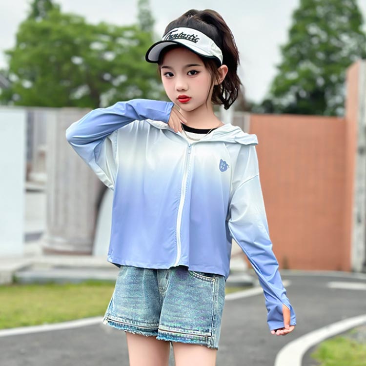パーカー 接触冷感 UVカット 紫外線防止 女の子 日焼け止め ラッシュガード ラッシュガード 子供服 薄手 男の子 ラッシュパーカー 長袖 アウター ツバ付き 指穴付き 防風 トップス 遠足 通園 通学 虫除け 可愛い